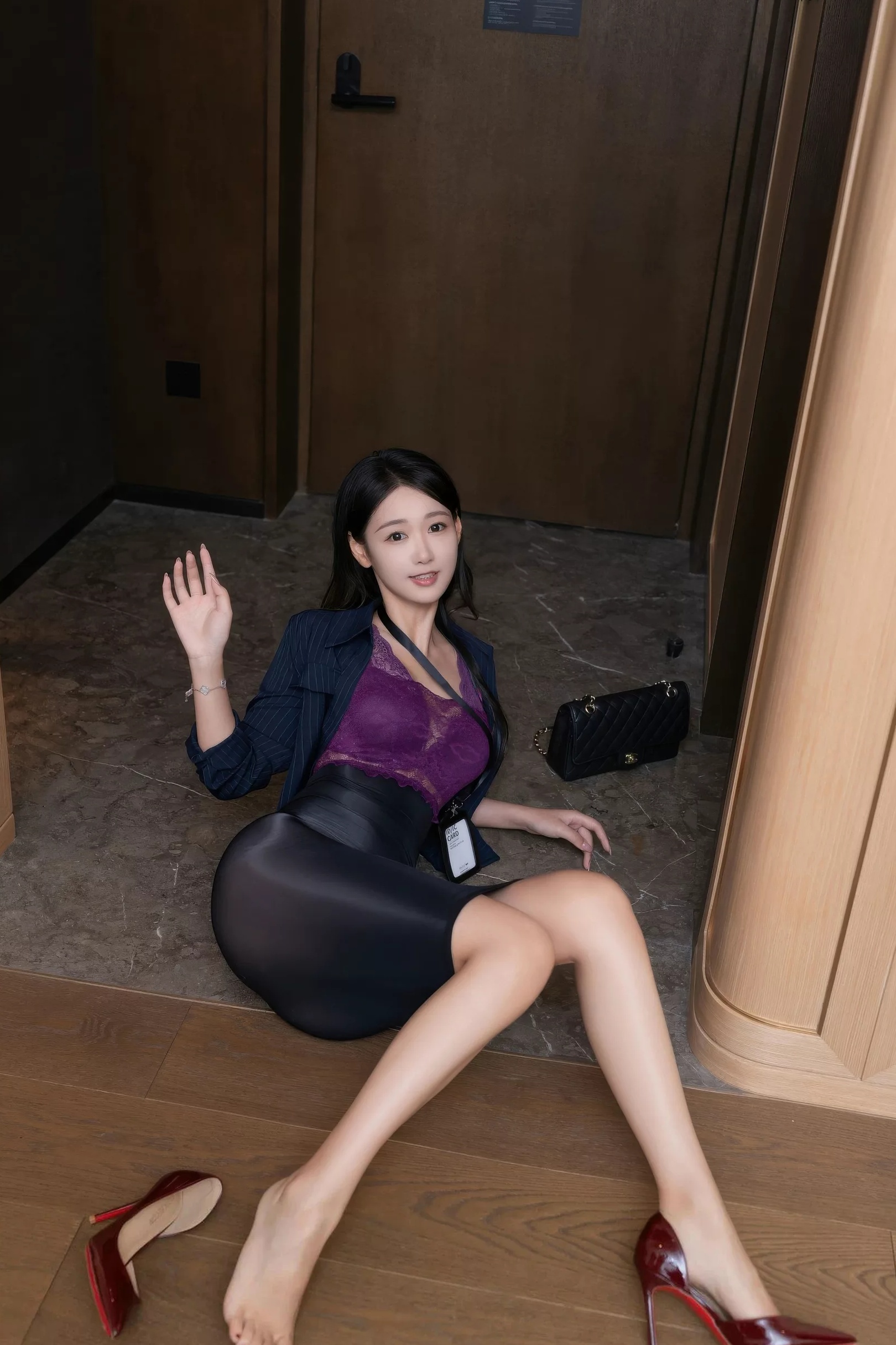 唐安琪 透视黑裙