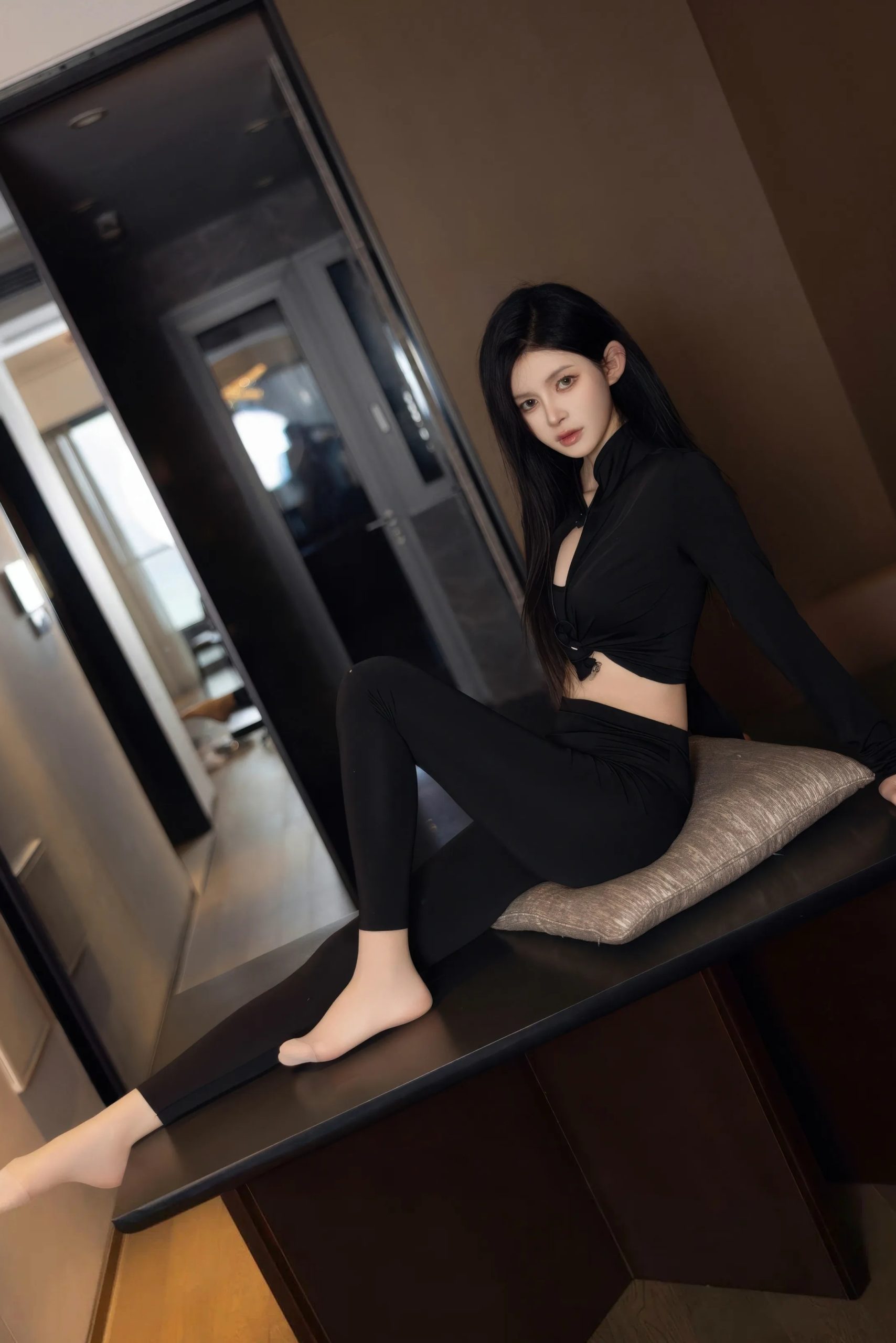 沈如斯 黑色情趣服饰