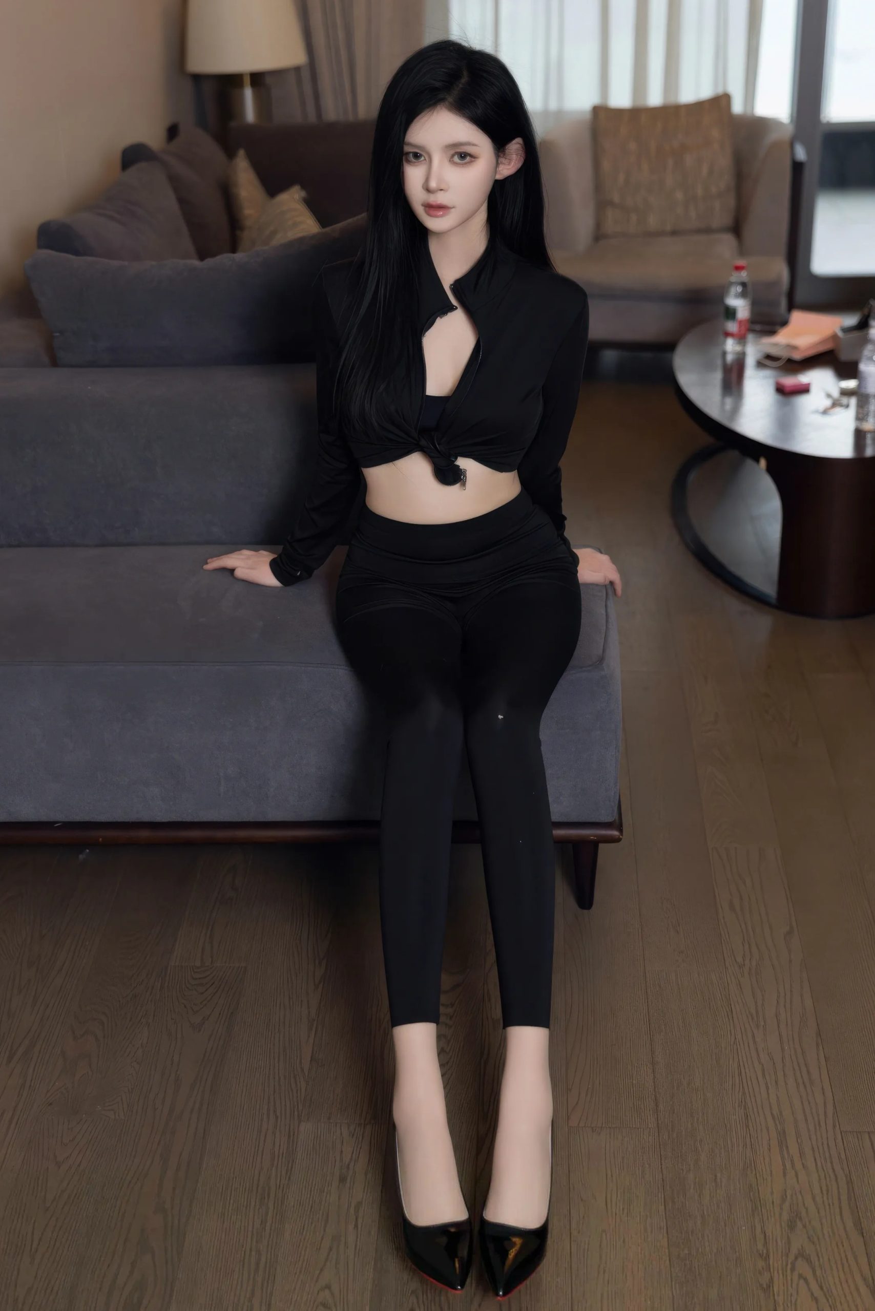 沈如斯 黑色情趣服饰