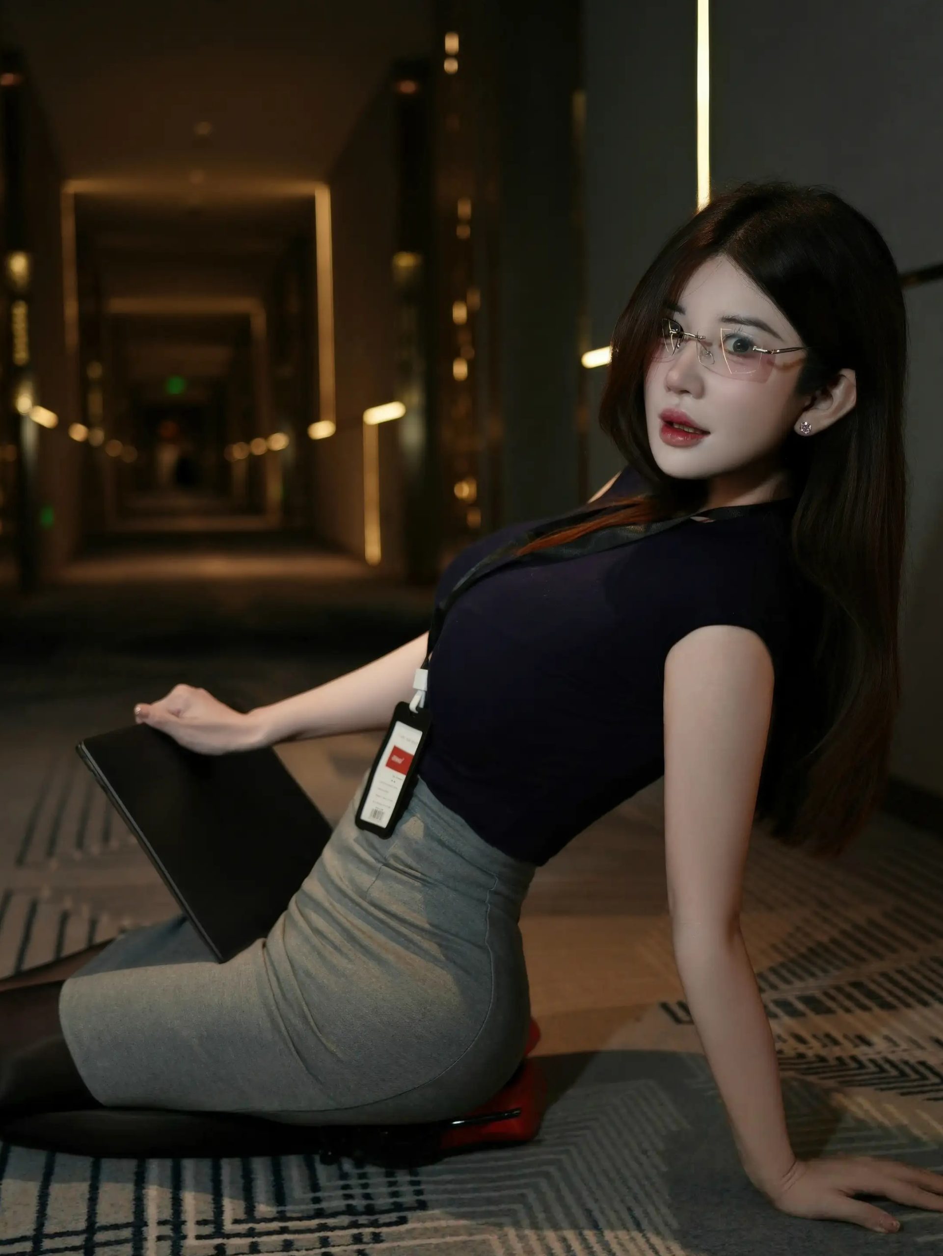 苏甜橙子 闪亮黑丝
