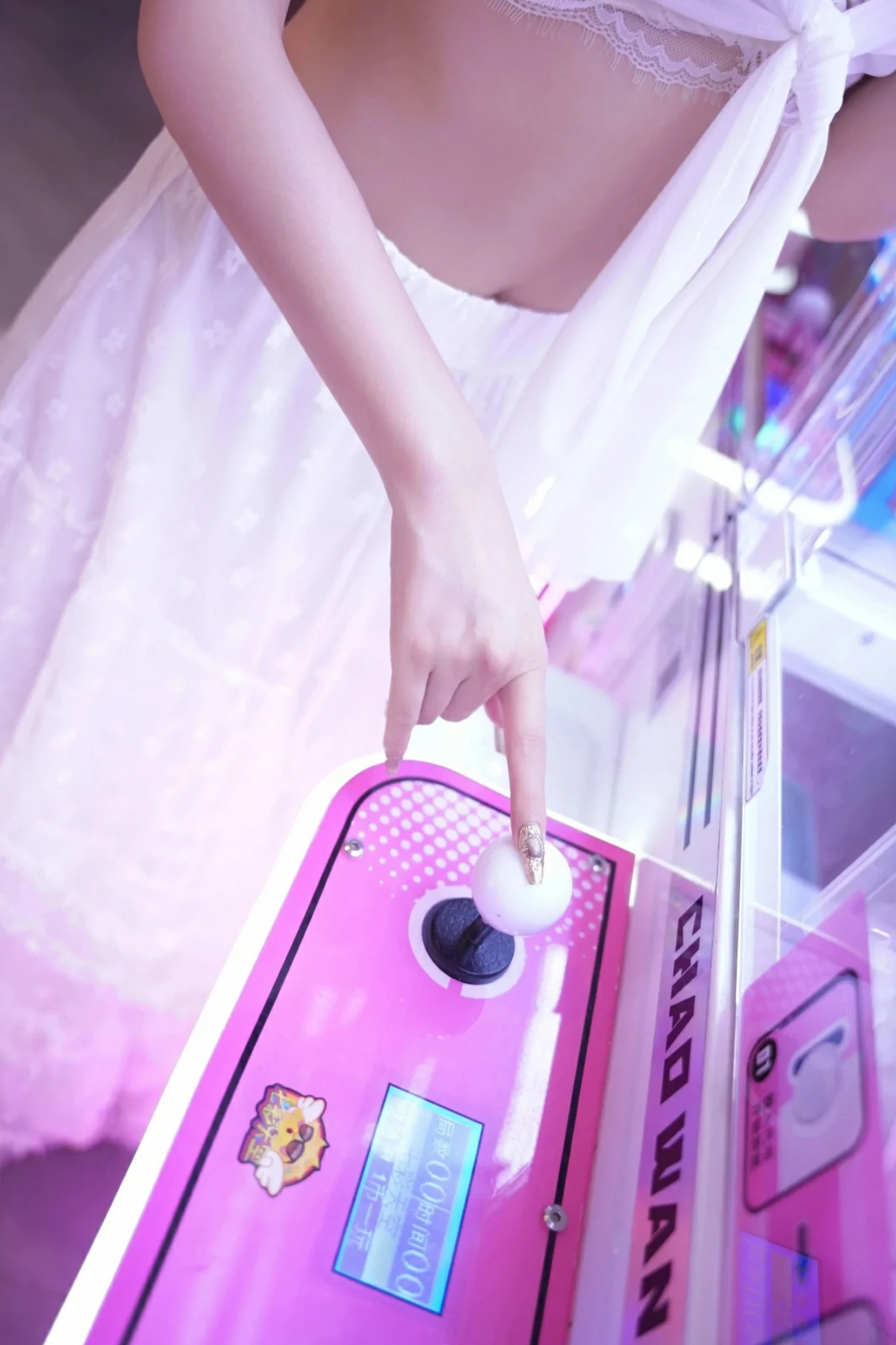 拍黄瓜girl 白色连衣裙