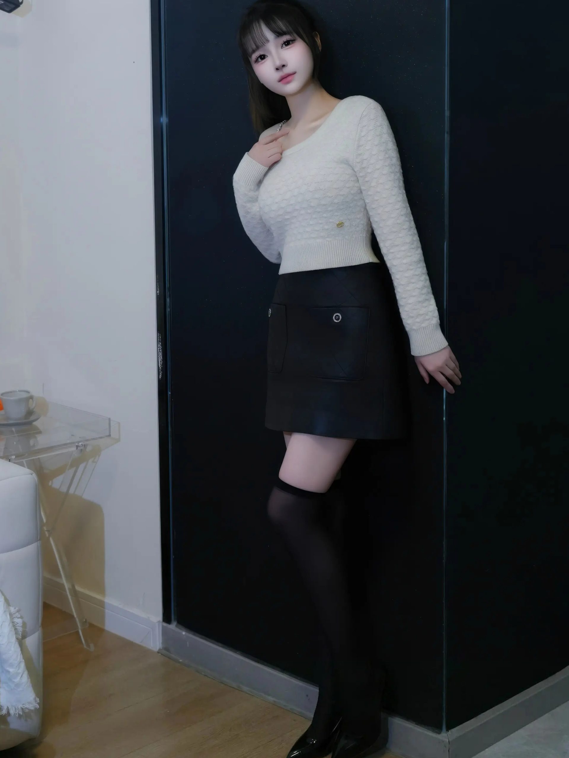 沈蜜儿 性感白T