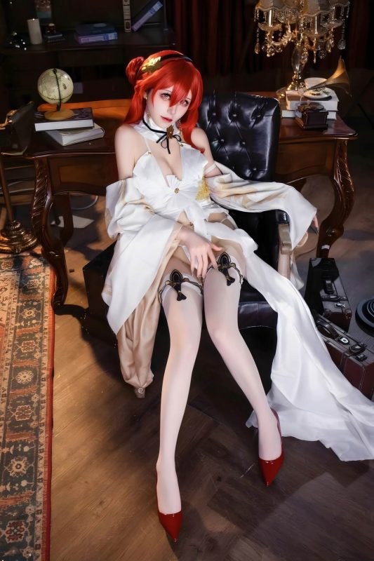 双木扶苏 – 崩坏·星穹铁道姬子：姬子角色造型还原 科幻设定服饰与沉稳气质呈现 简洁场景突出人物神态与氛围表现 30P-御萝部落