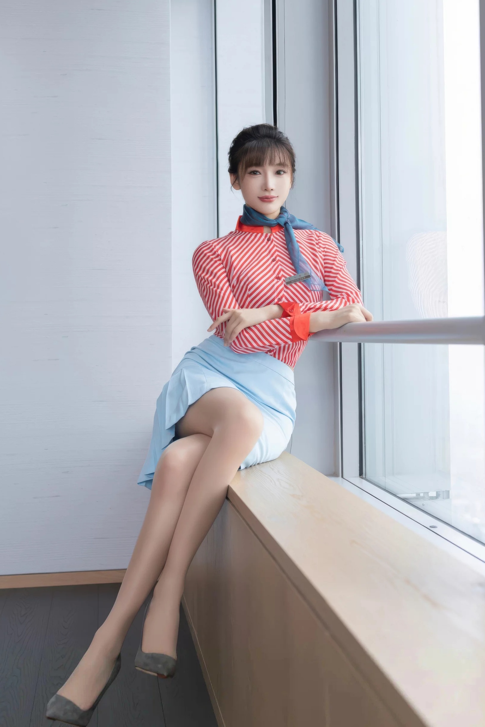 陆萱萱 性感制服