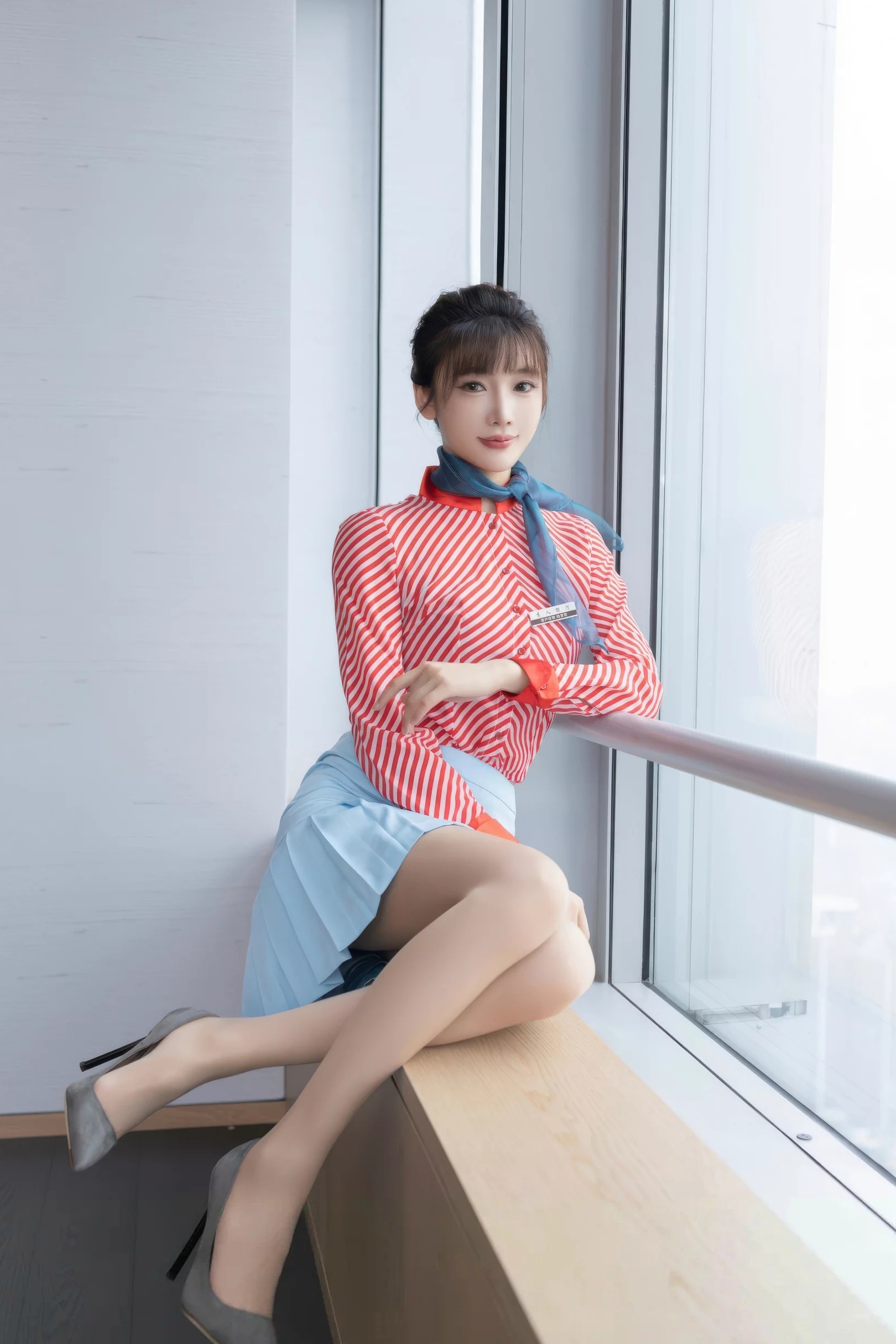 陆萱萱 性感制服