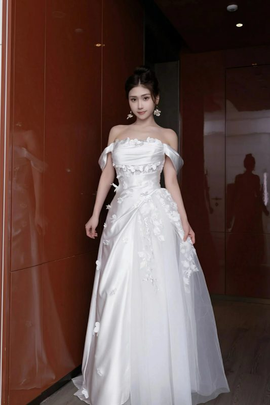 刘婷婷 白色婚纱-御萝部落