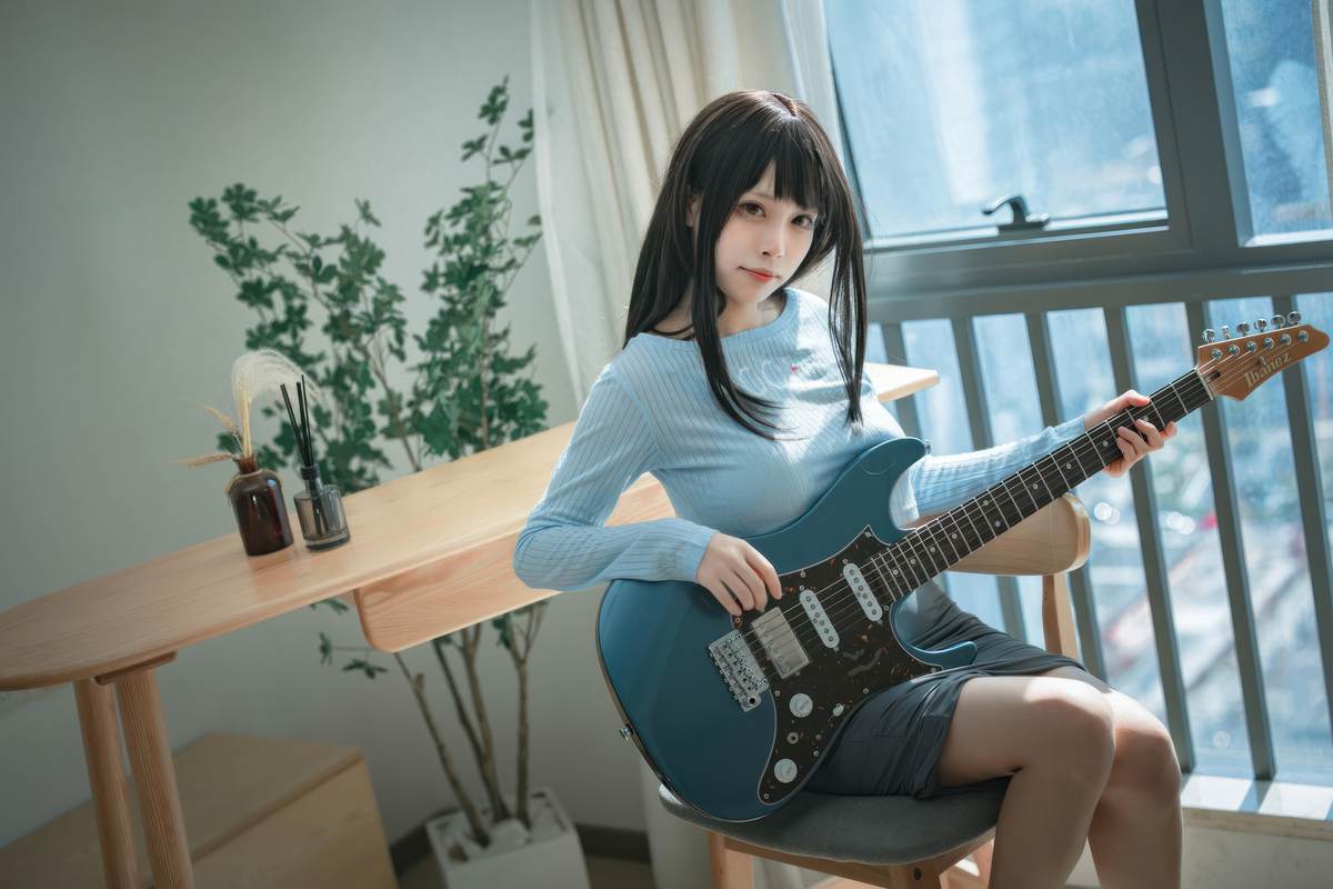 三無人型 – 吉他妹妹：原创吉他少女造型还原 音乐主题与舞台感结合 自然氛围下的人物神态与青春感呈现 24P