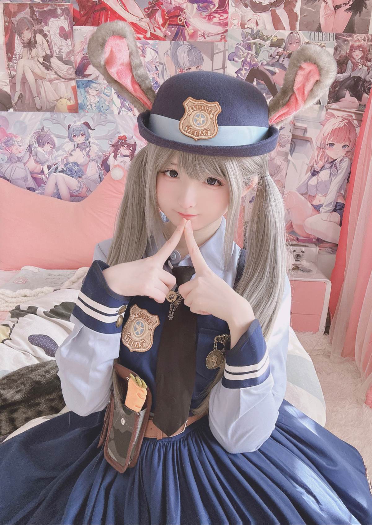 习呆呆 – ウサギ警官 16P1V