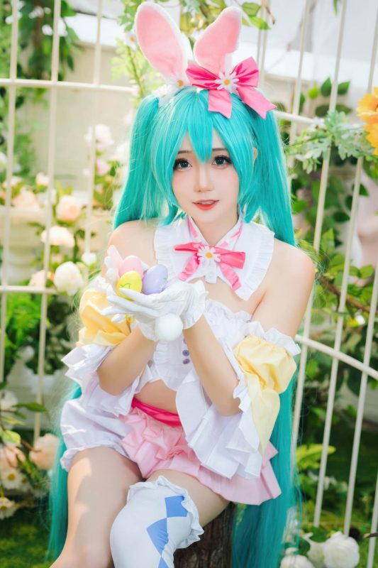焖焖碳 – cos 复活节兔子：真人写实性感兔女郎 白丝兔耳巨乳开档 极致肉感诱惑无修正 22P-御萝部落
