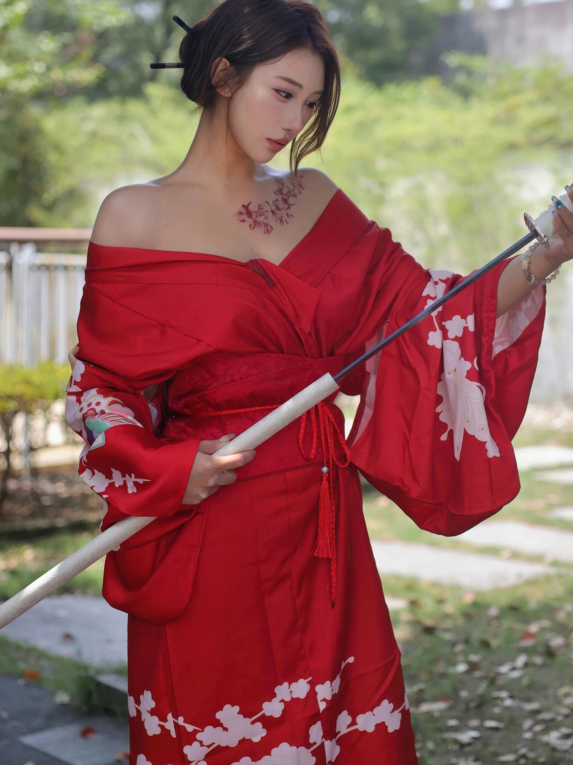 金允希Yuki 红色和服