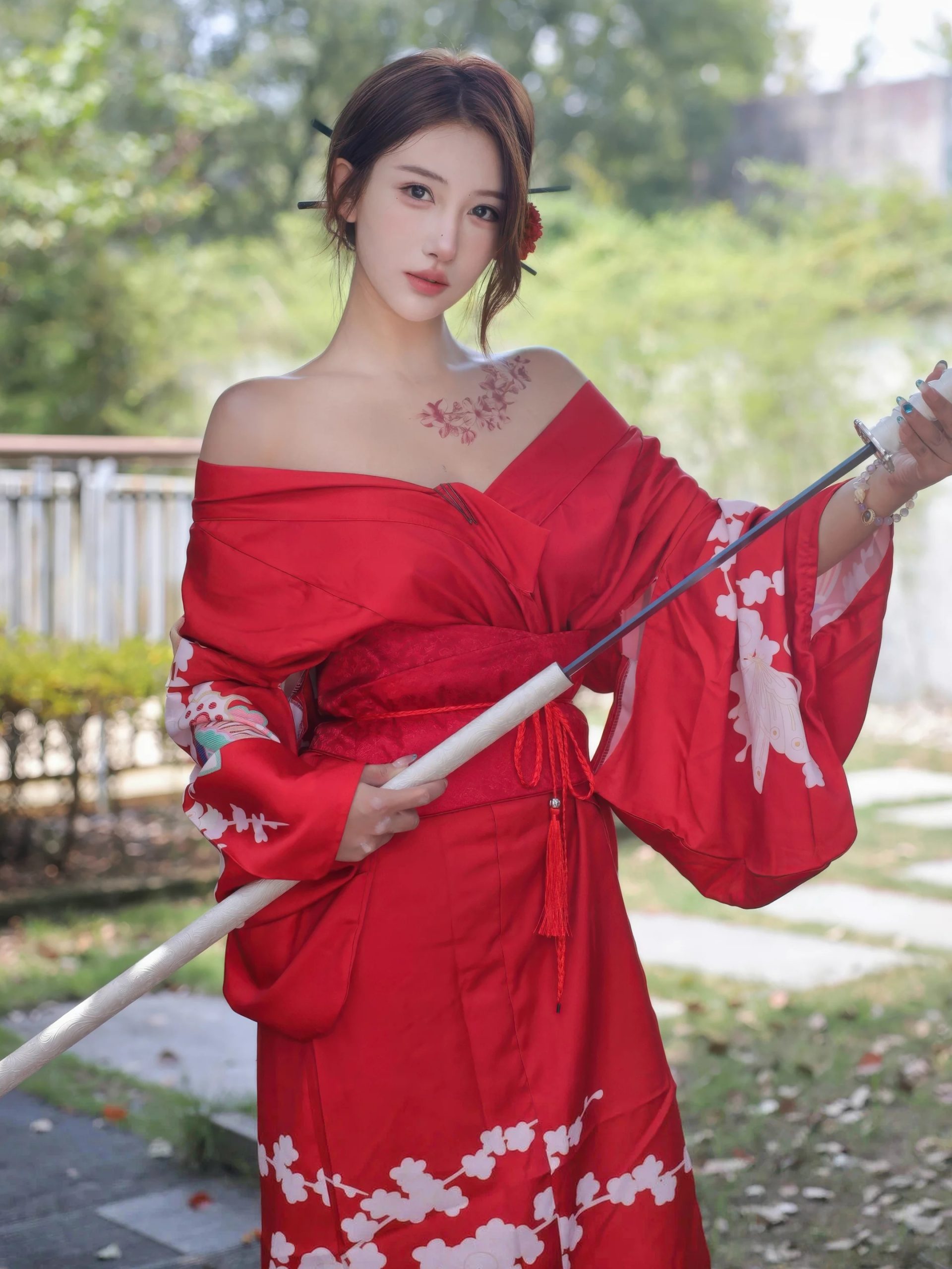 金允希Yuki 红色和服