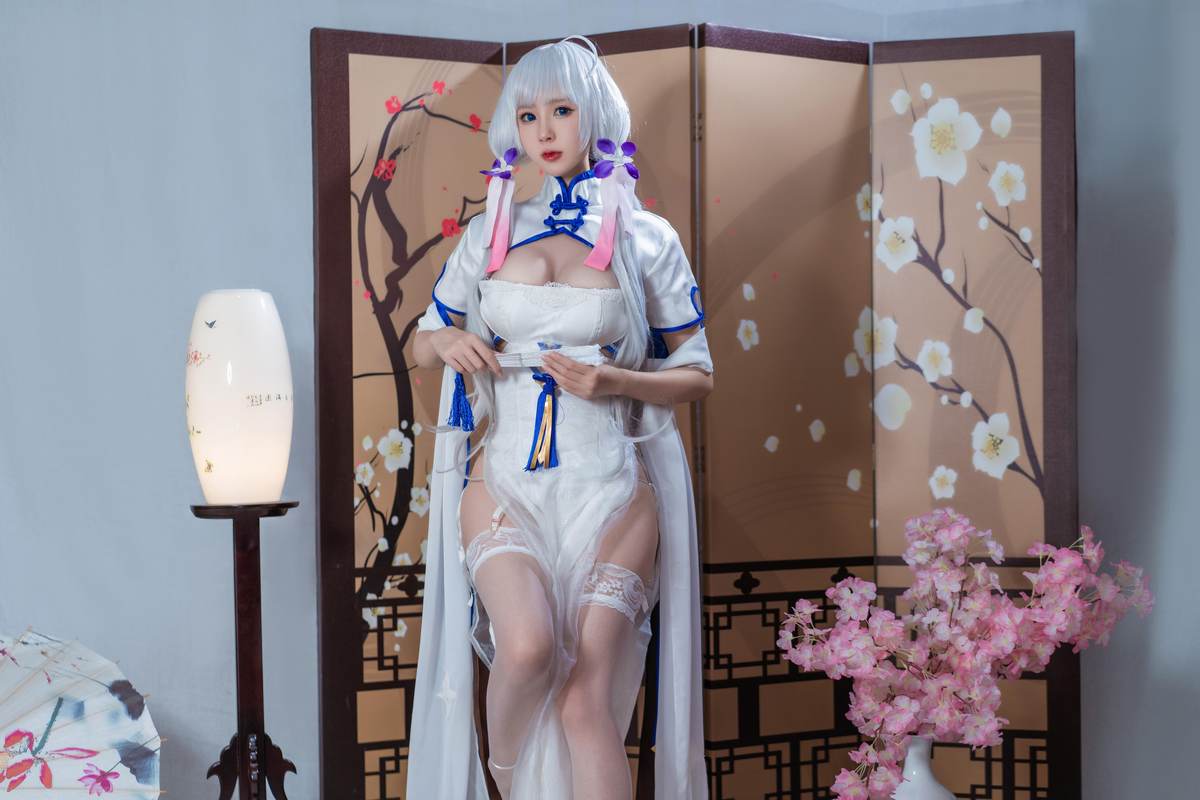 西园寺南歌 – 碧蓝航线「光辉」旗袍造型：东方旗袍与舰娘角色融合 展现优雅与性感并存的视觉魅力 24P
