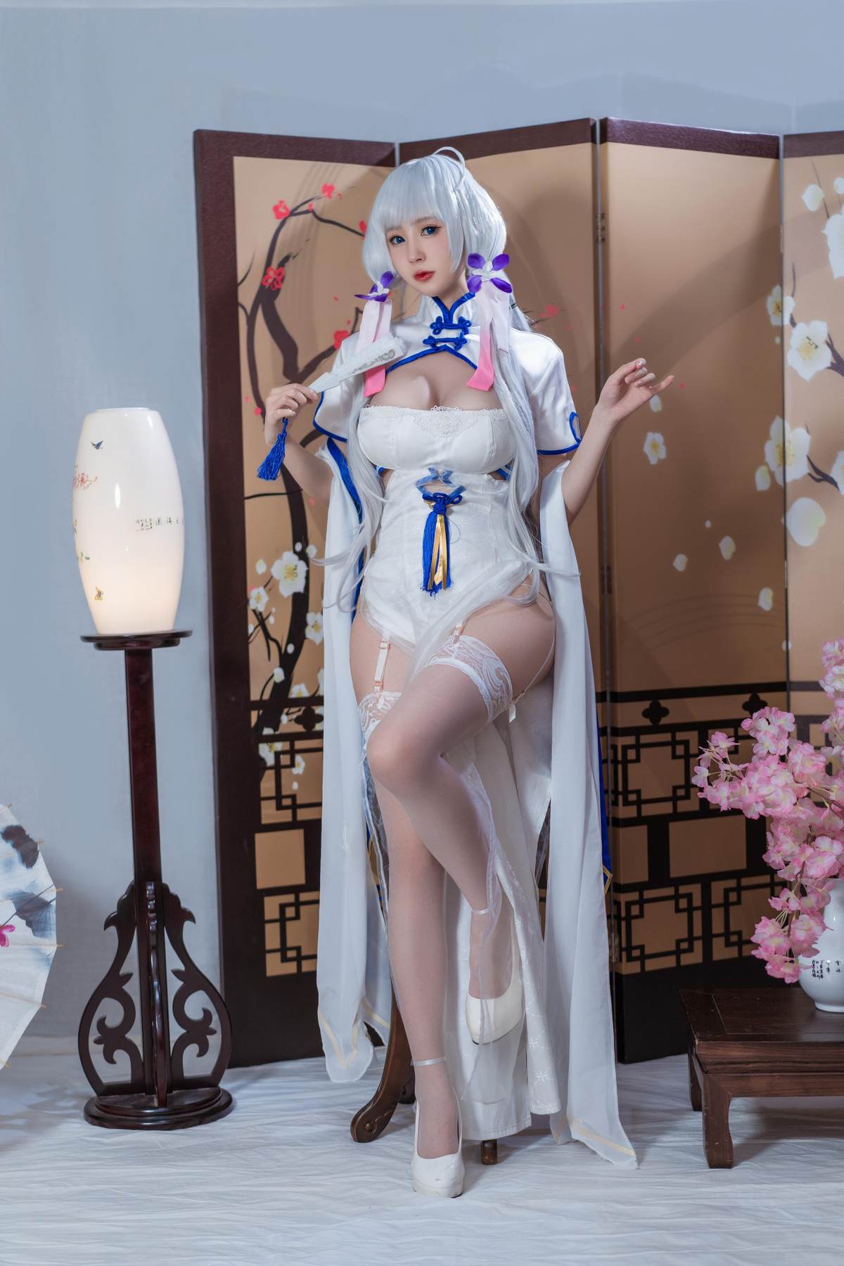 西园寺南歌 – 碧蓝航线「光辉」旗袍造型：东方旗袍与舰娘角色融合 展现优雅与性感并存的视觉魅力 24P