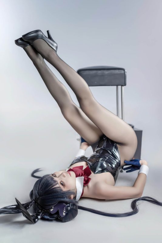 矢量鱼 – 妃咲兔女郎：黑丝高跟兔女郎 翘臀美胸 28P-御萝部落
