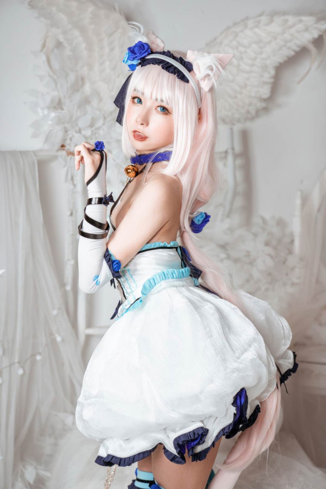Momoko葵葵 – Nekopara 香子兰女仆：猫娘女仆装甜美还原 11P