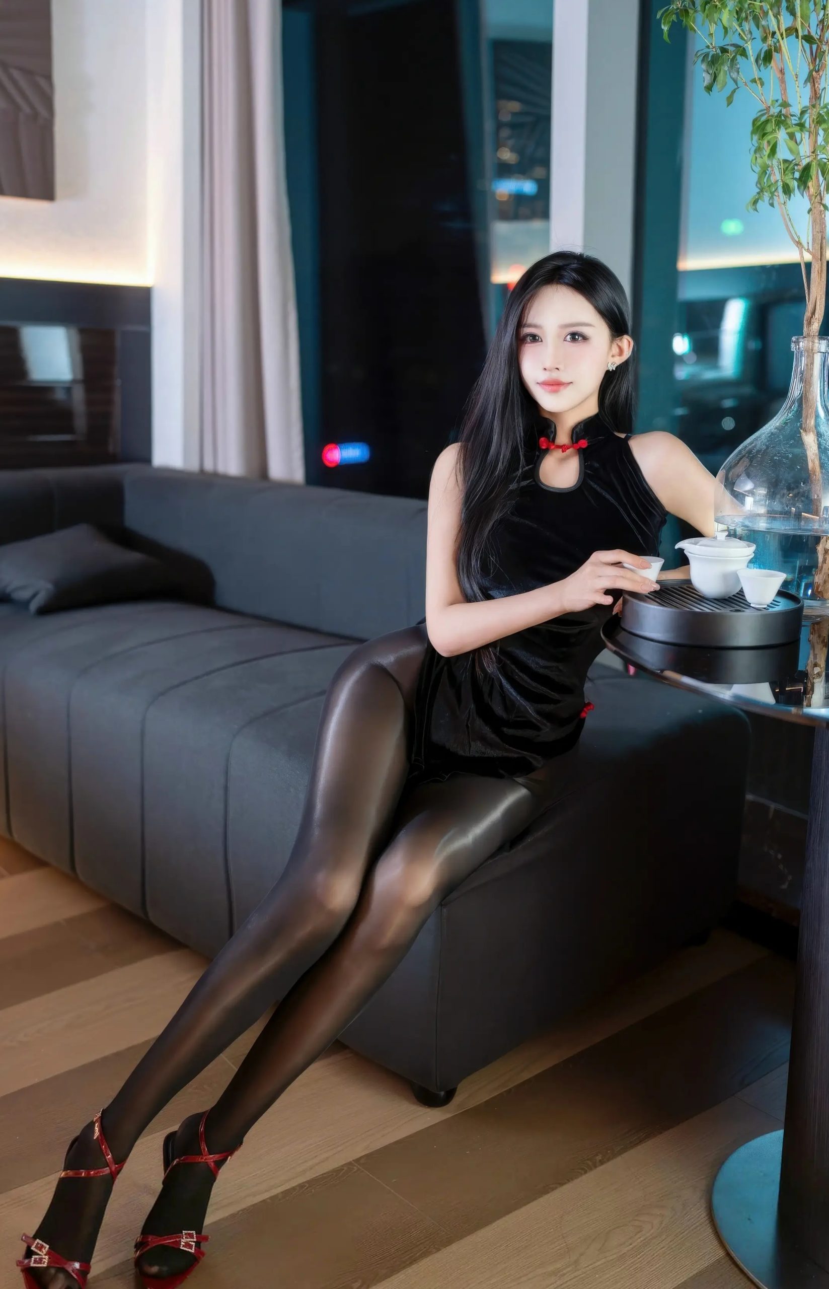 shelly诗莉 黑色情趣内衣