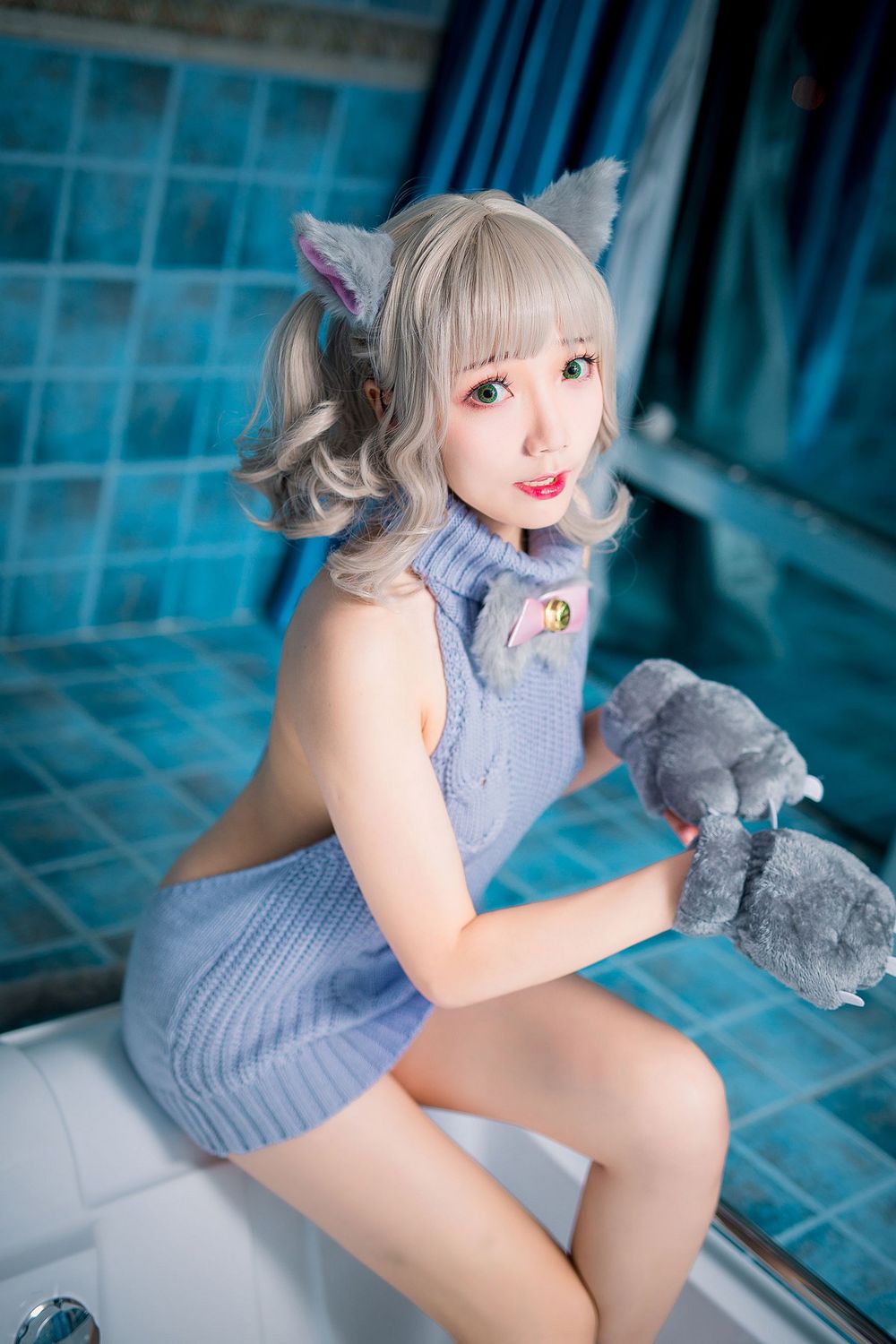 萝莉萌妹子真央Mao露背毛衣秀完美身材猫女郎装扮性感写真-御萝部落