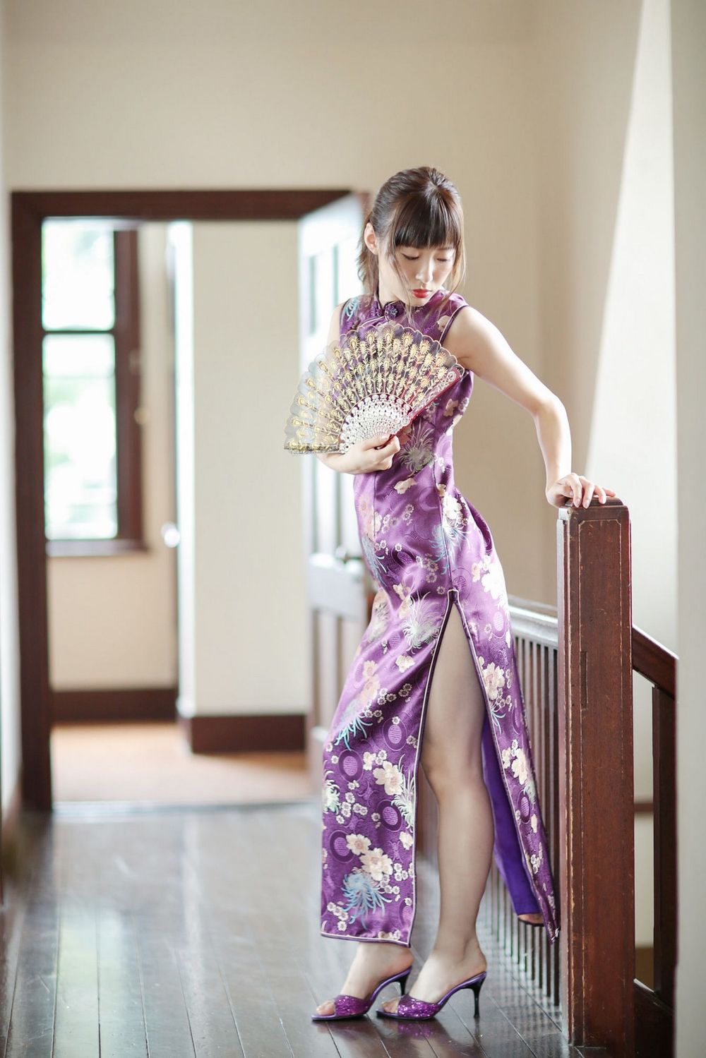 日本美女生田衣梨奈高开叉旗袍+海边比基尼系列性感写真-御萝部落