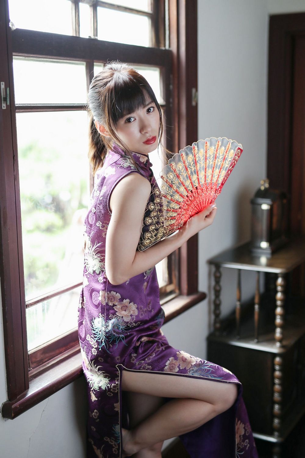 日本美女生田衣梨奈高开叉旗袍+海边比基尼系列性感写真-御萝部落