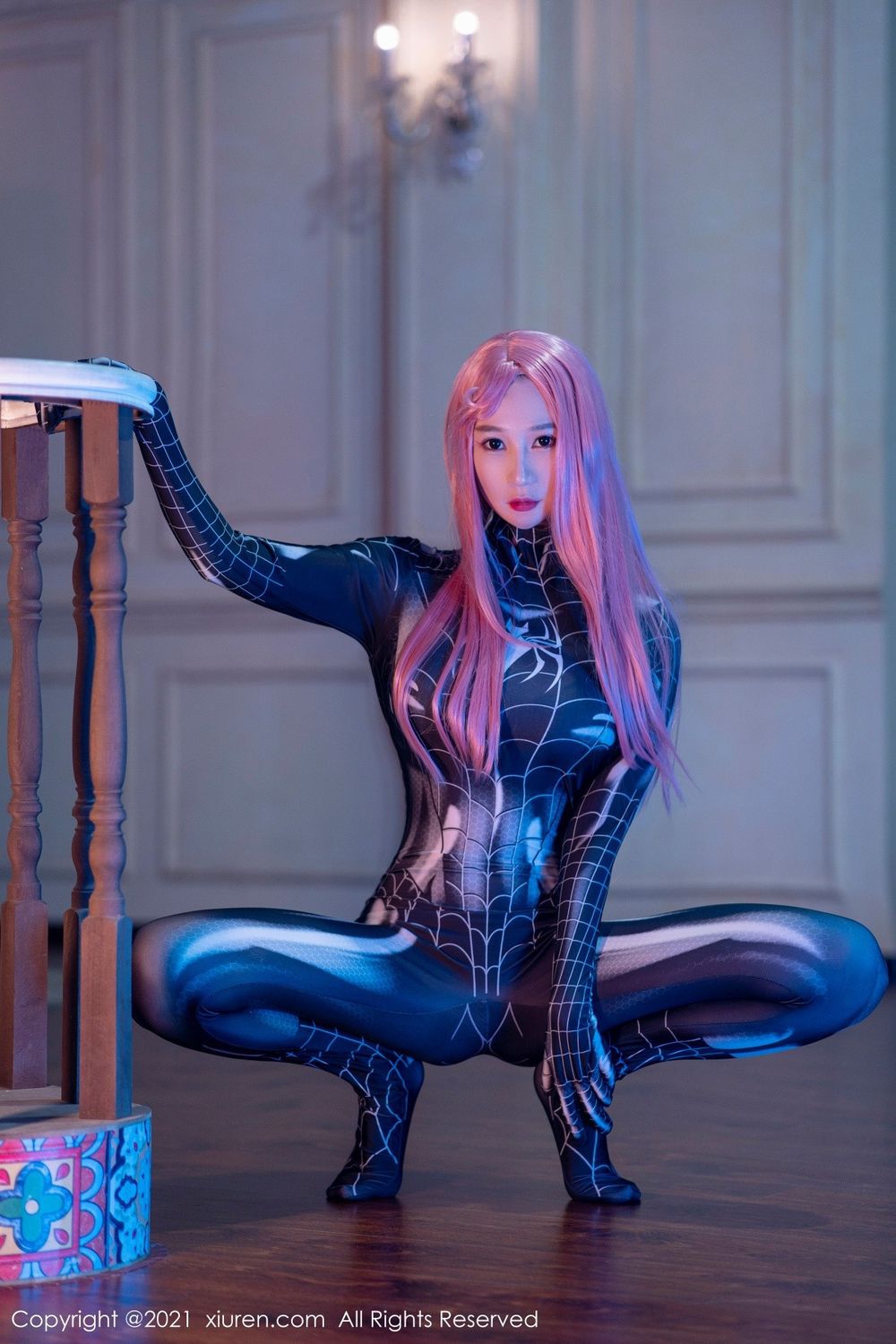 秀人网美女模特顾桥楠Cora黑丝网袜蜜桃臀蜘蛛侠主题写真-御萝部落