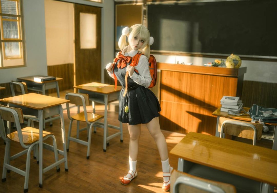 Bangni邦尼 – 时雨羽衣：教室白丝制服 比基尼美腿还原 87P