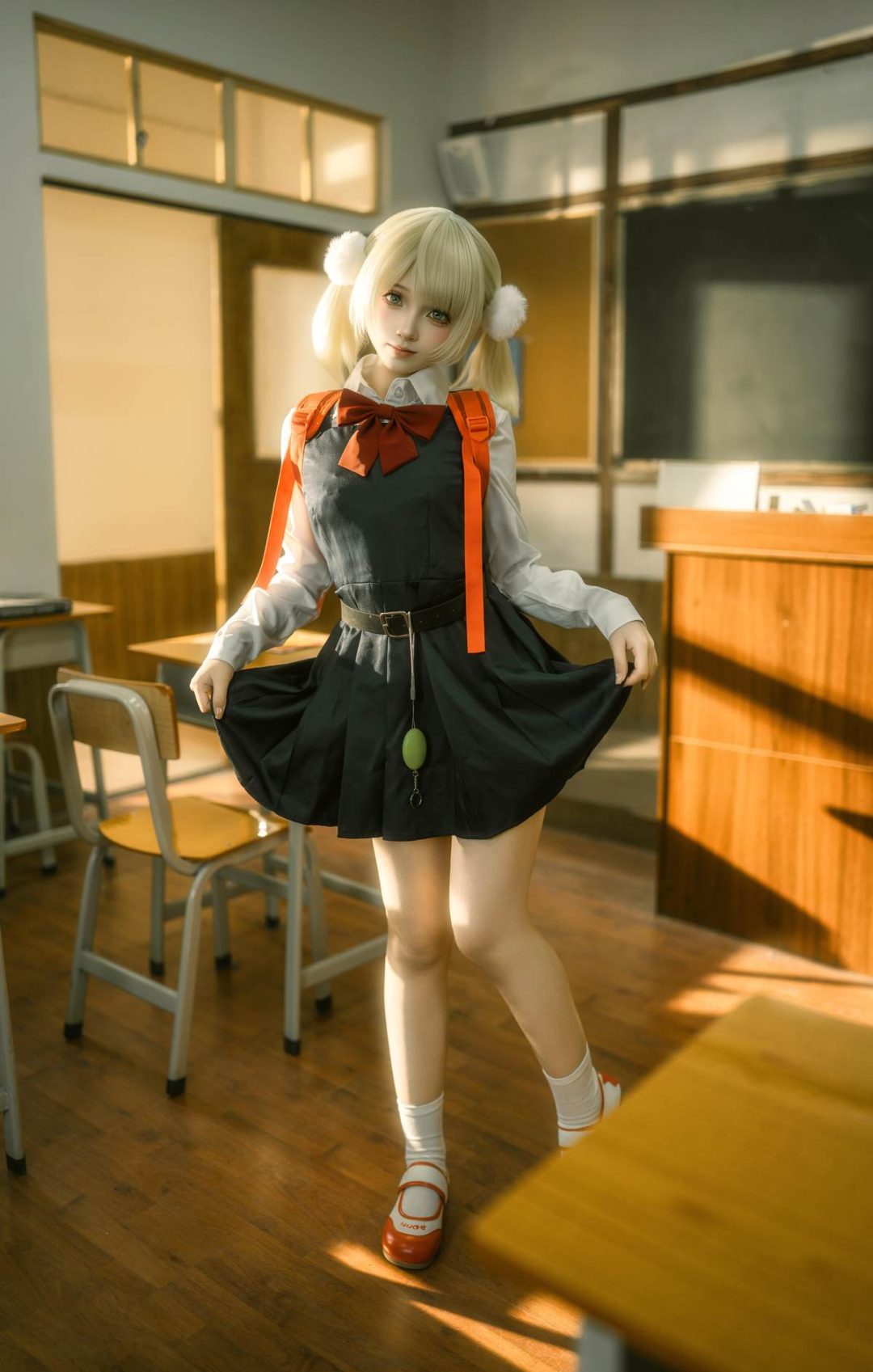 Bangni邦尼 – 时雨羽衣：教室白丝制服 比基尼美腿还原 87P