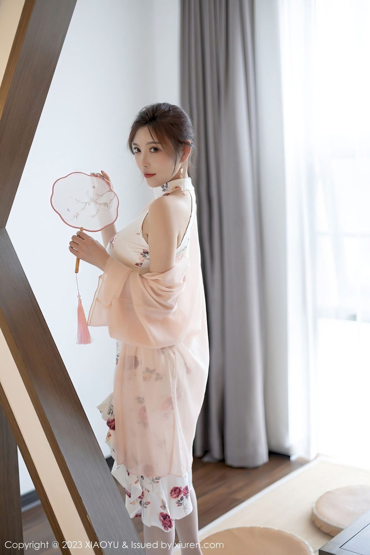 [XIAOYU语画界] VOL.1046 杨晨晨Yome – 白丝旗袍+茶艺主题贵州旅拍