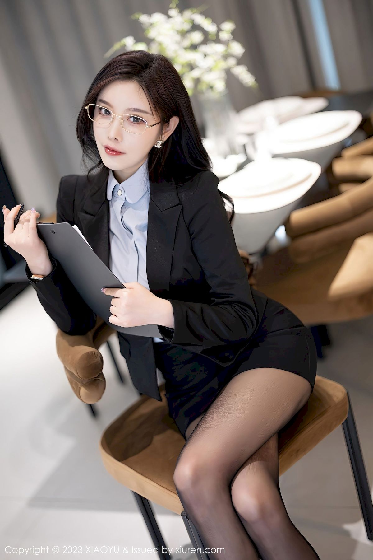 [XIAOYU语画界] VOL.1041 女神杨晨晨Yome – 轻透薄纱+职场OL贵州旅拍
