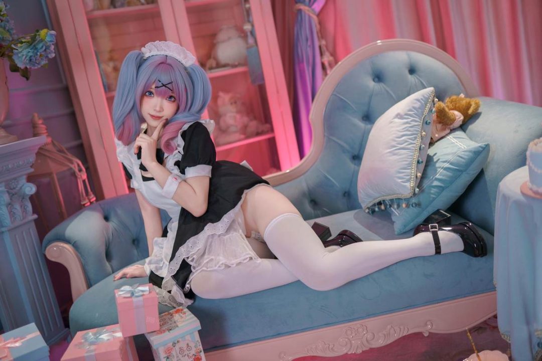 Bangni邦尼 – 初音未来 兔子洞女仆：蓝发女仆白丝露臀 大尺度还原 82P