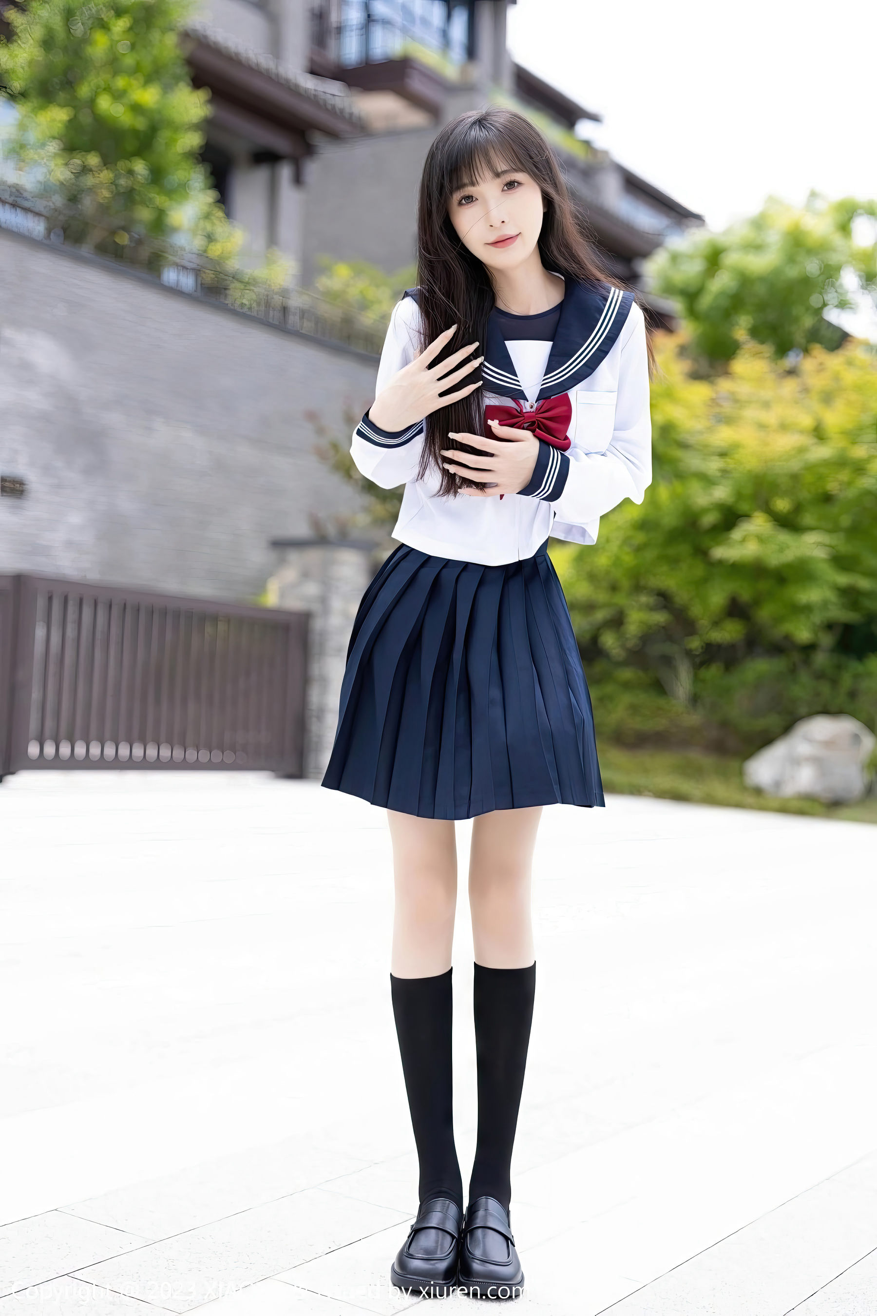 [XIAOYU语画界] Vol.1045 模特林星阑 – 学妹制服+黑色长筒袜贵州旅拍