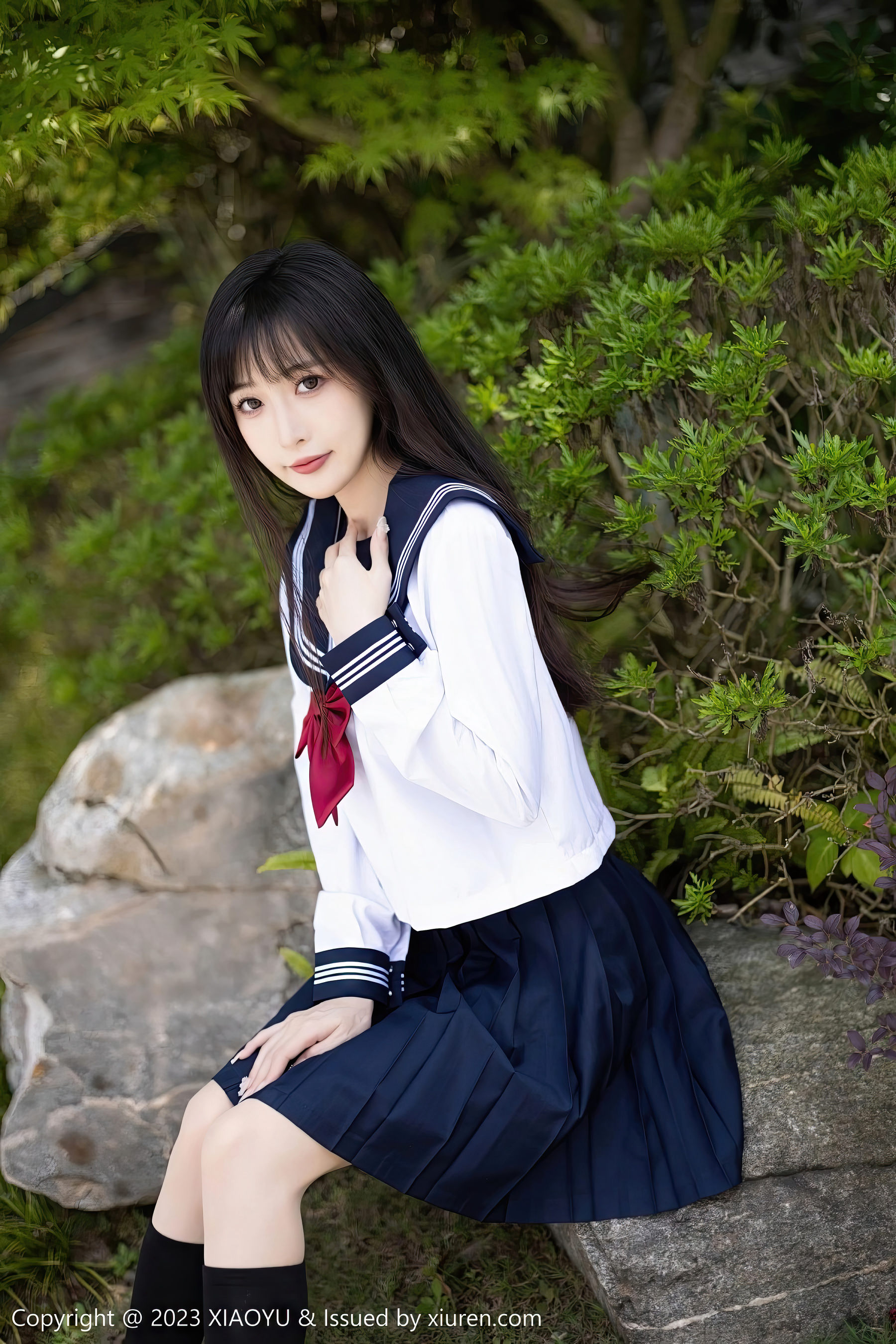 [XIAOYU语画界] Vol.1045 模特林星阑 – 学妹制服+黑色长筒袜贵州旅拍