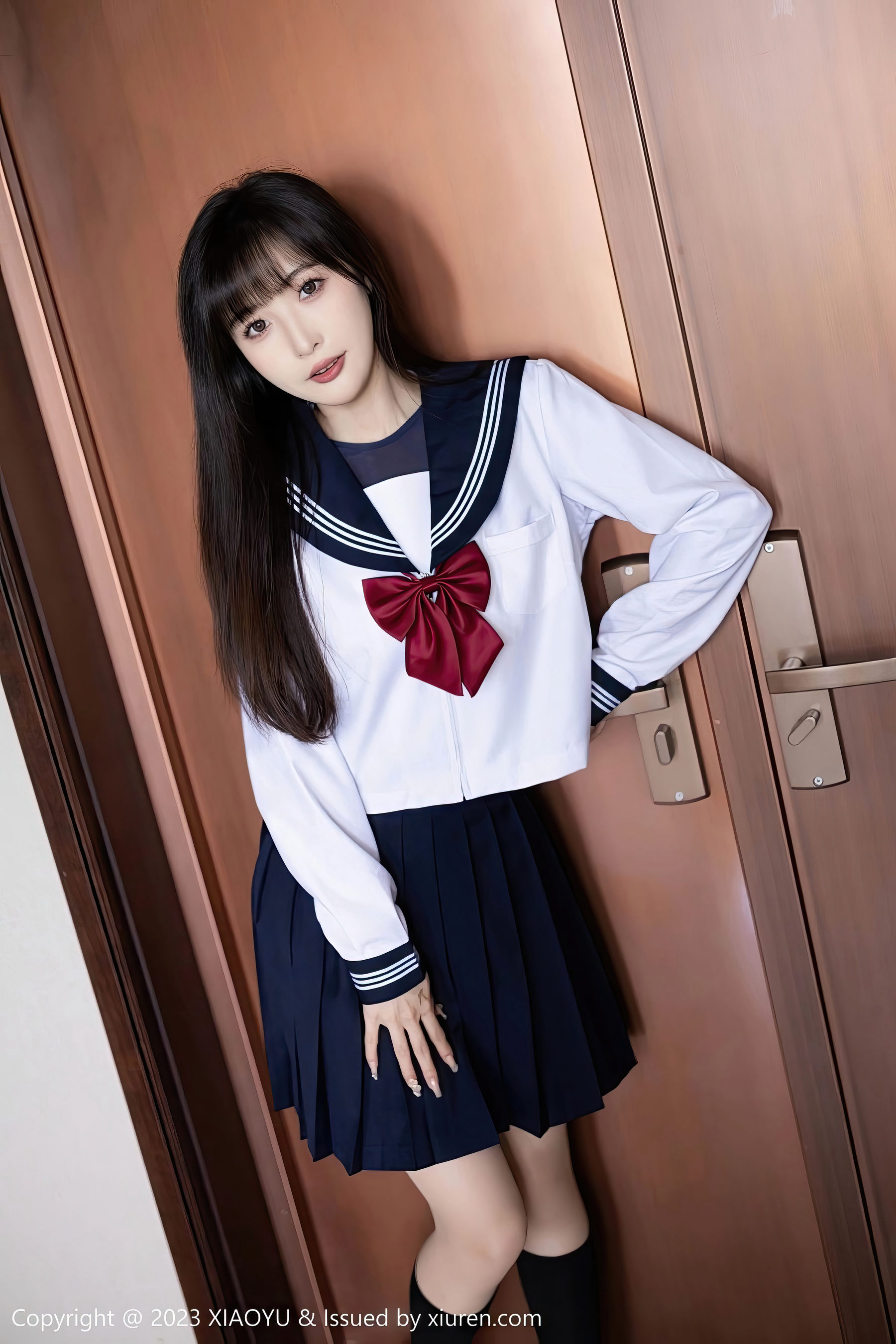 [XIAOYU语画界] Vol.1045 模特林星阑 – 学妹制服+黑色长筒袜贵州旅拍