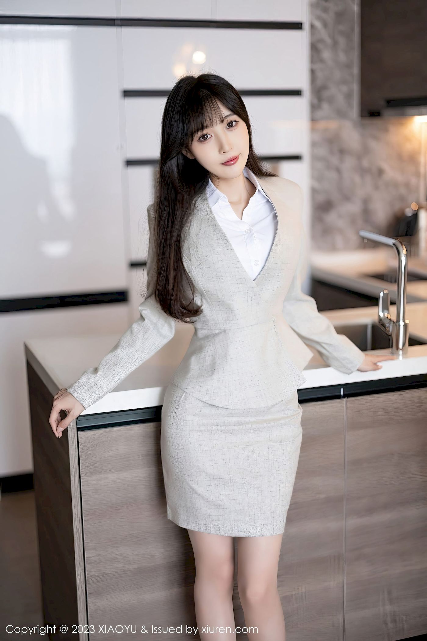 [XIAOYU语画界] Vol.1034 模特林星阑 – 白领OL+原色丝袜性感写真