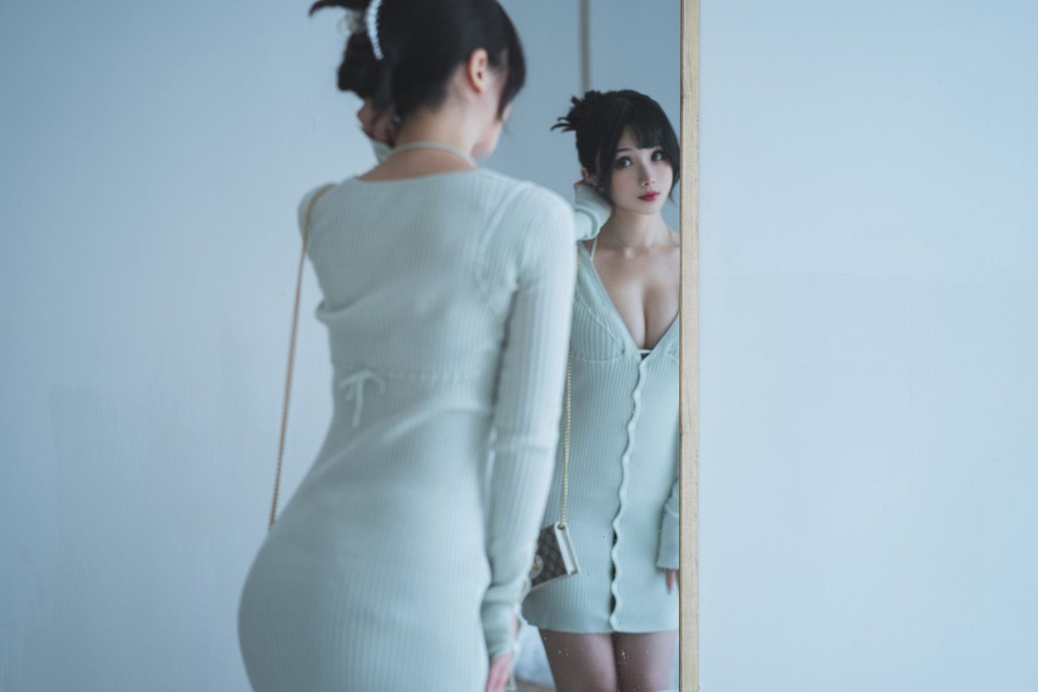 网络美女rioko凉凉子深V针织裙居家黑色内衣系列私房写真-御萝部落