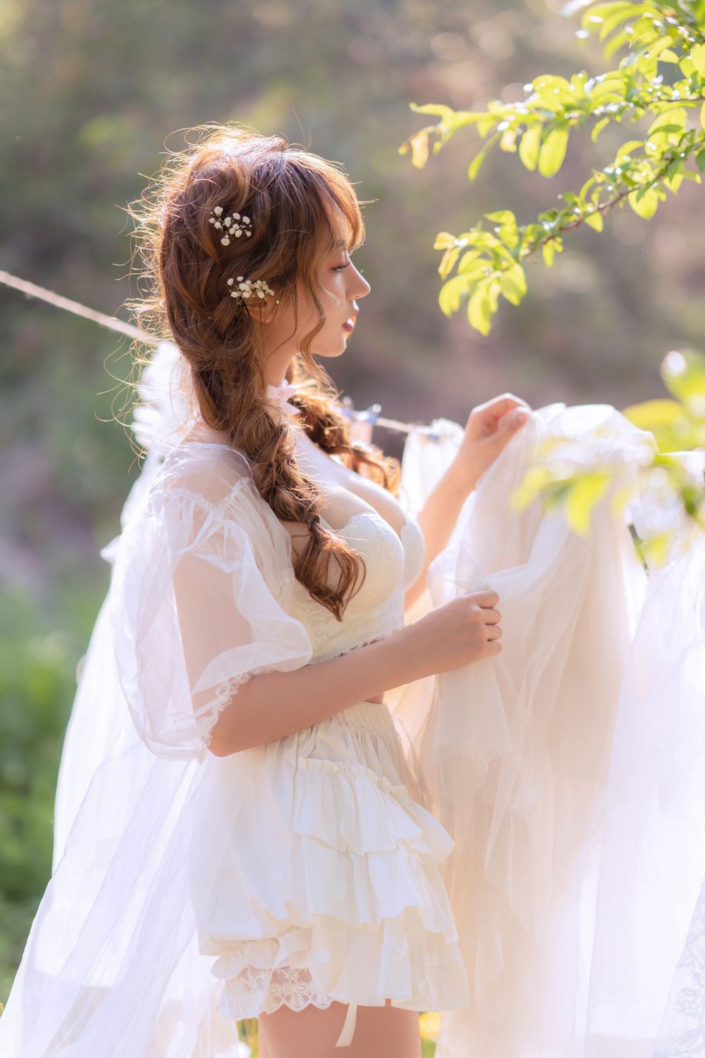 斗鱼主播过期米线线喵白色薄纱服饰+夏日晒衣服主题写真-御萝部落