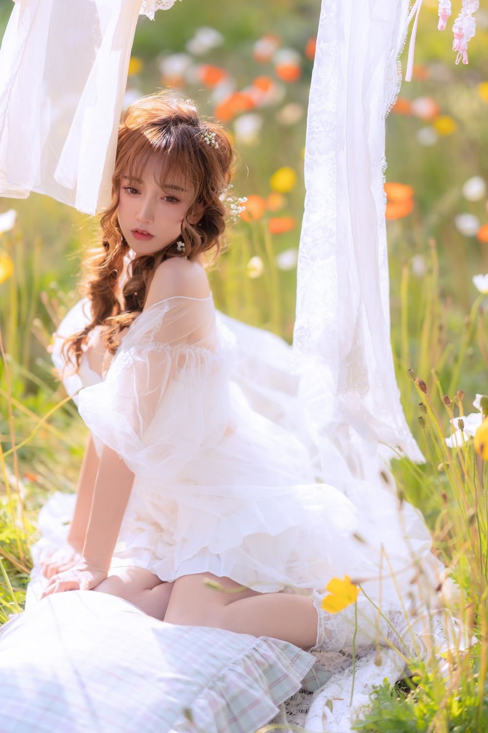 斗鱼主播过期米线线喵白色薄纱服饰+夏日晒衣服主题写真-御萝部落