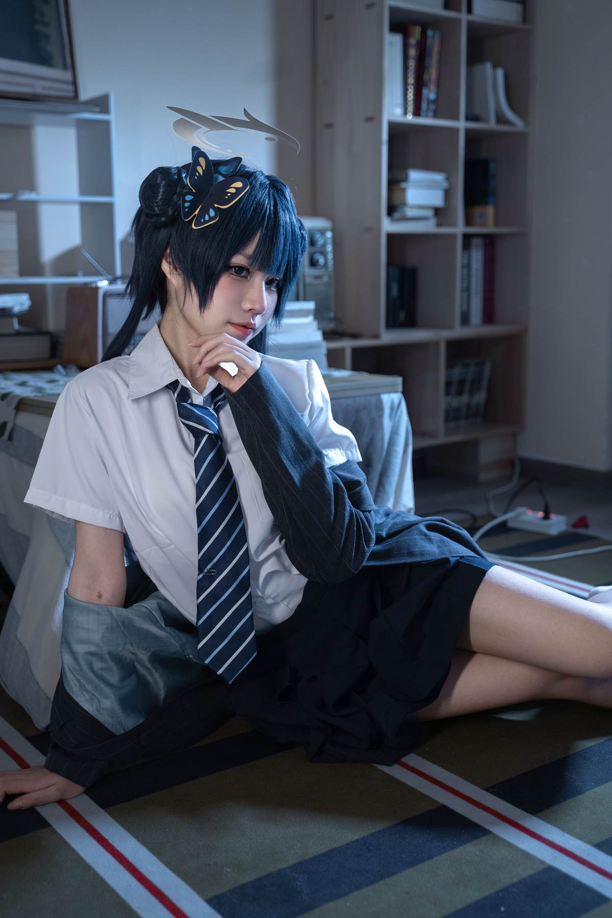 清水凪 – 龙华妃咲JK：角色JK制服造型还原 校园风格与人物气质呈现 简洁构图下的日常感与角色氛围展示 52P
