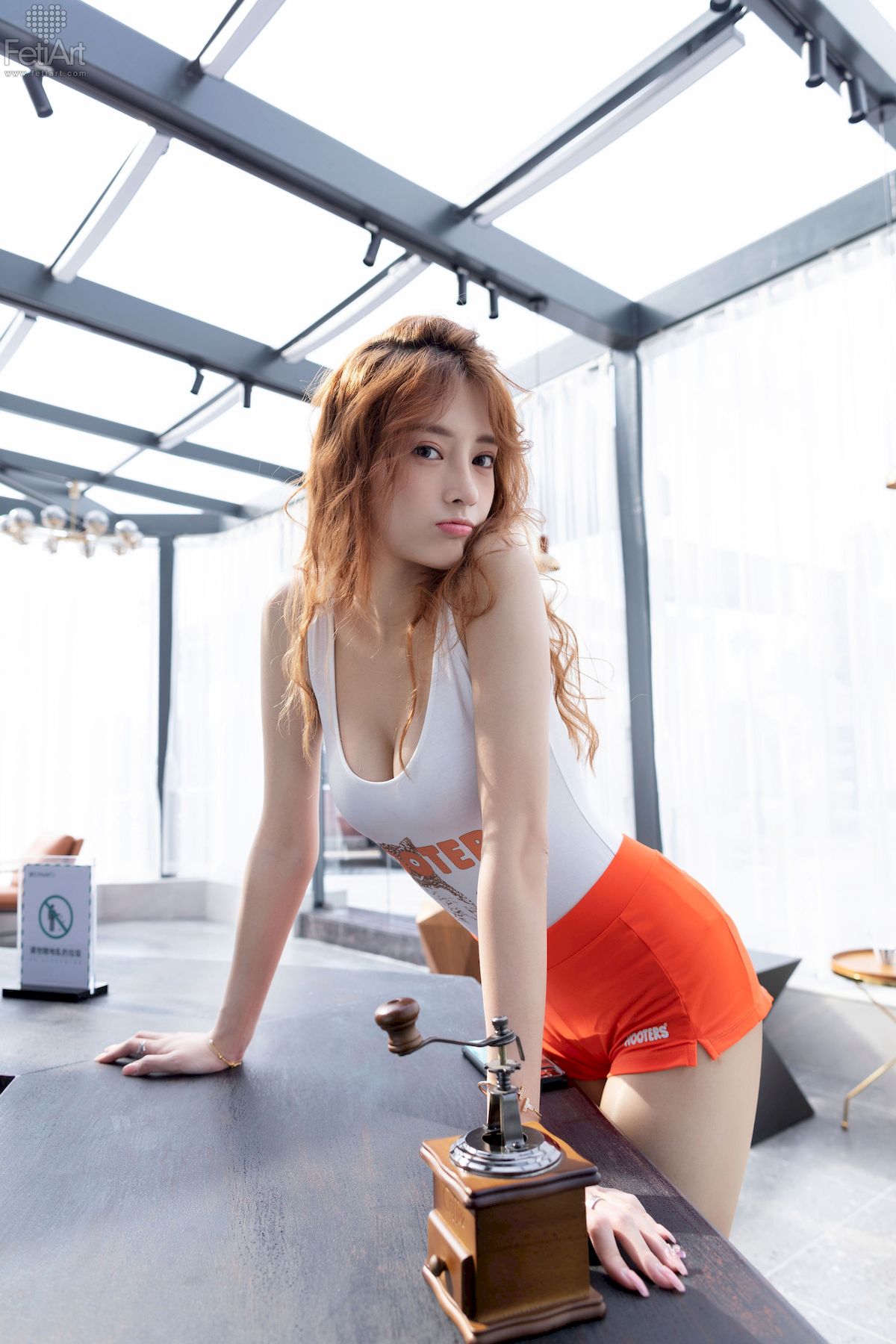尚物集FetiArt模特Cherry夏季清凉服饰橘色短裤阳光写真-御萝部落