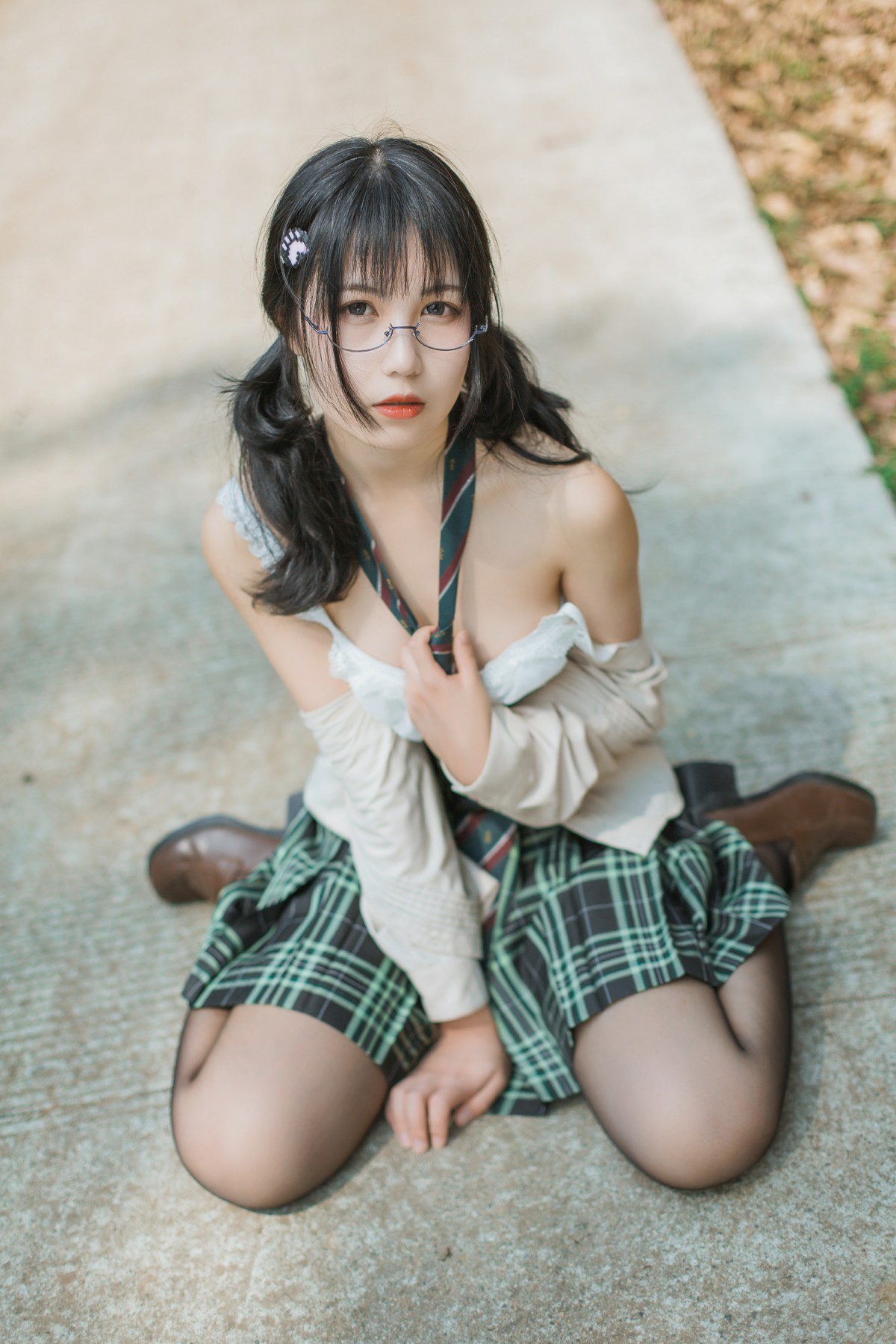 COSER美女逐月su – 乡间小路 – COSPLAY