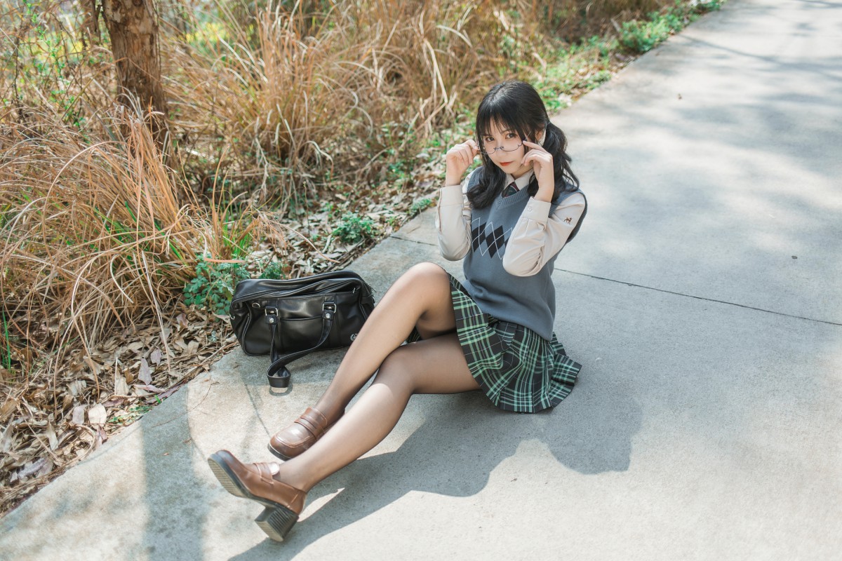 COSER美女逐月su – 乡间小路 – COSPLAY