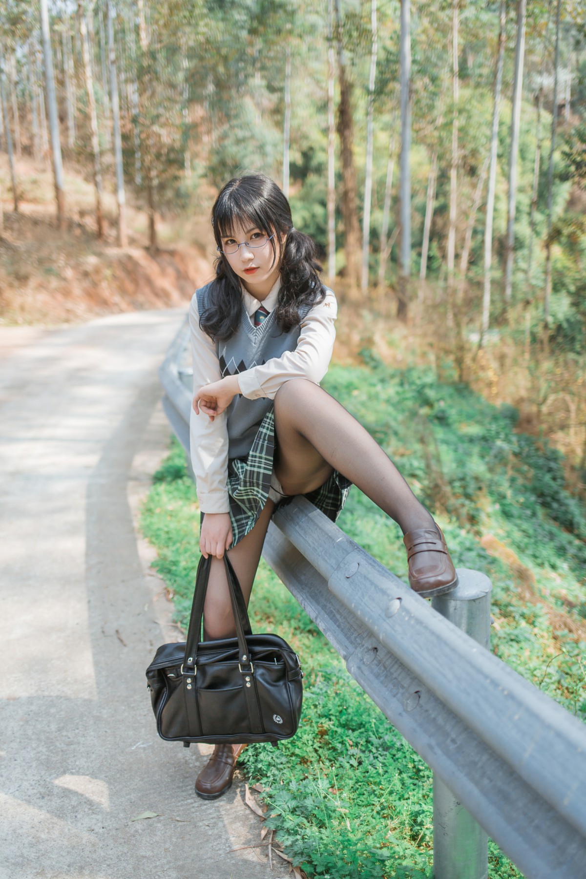 COSER美女逐月su – 乡间小路 – COSPLAY