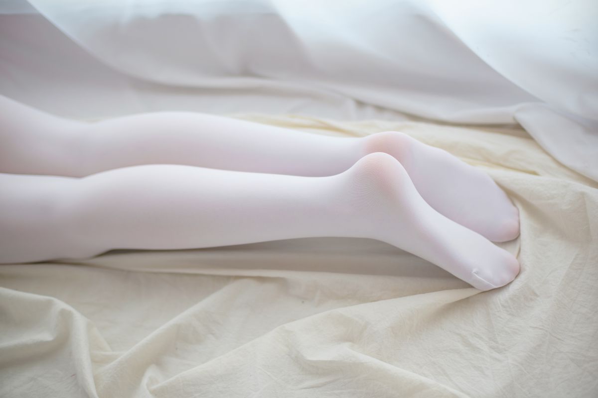[森萝财团]R15-012白丝粉红少女 – COSPLAY