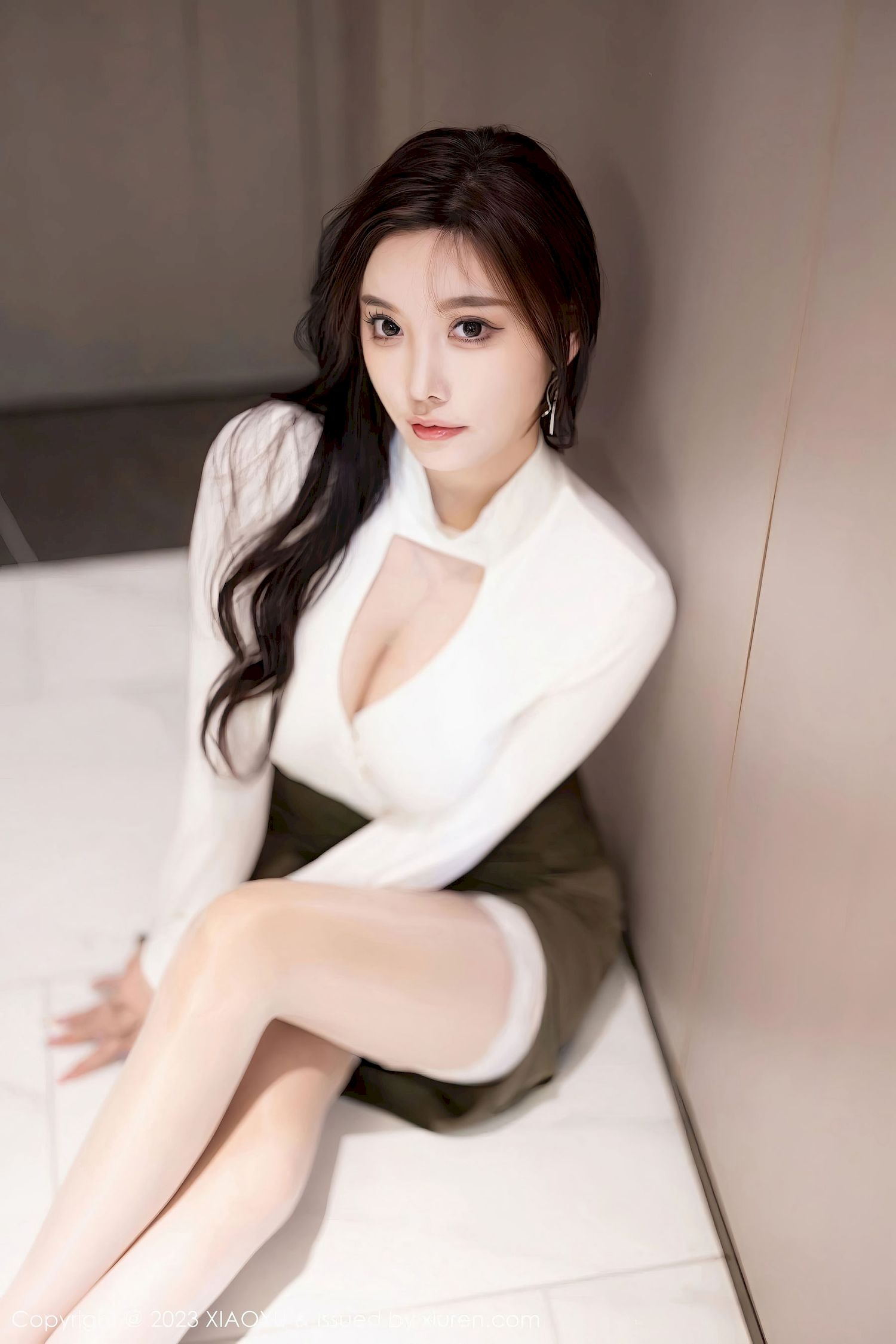 [XIAOYU语画界] VOL.1080 杨晨晨Yome – 白色上衣+丰腴身材写真