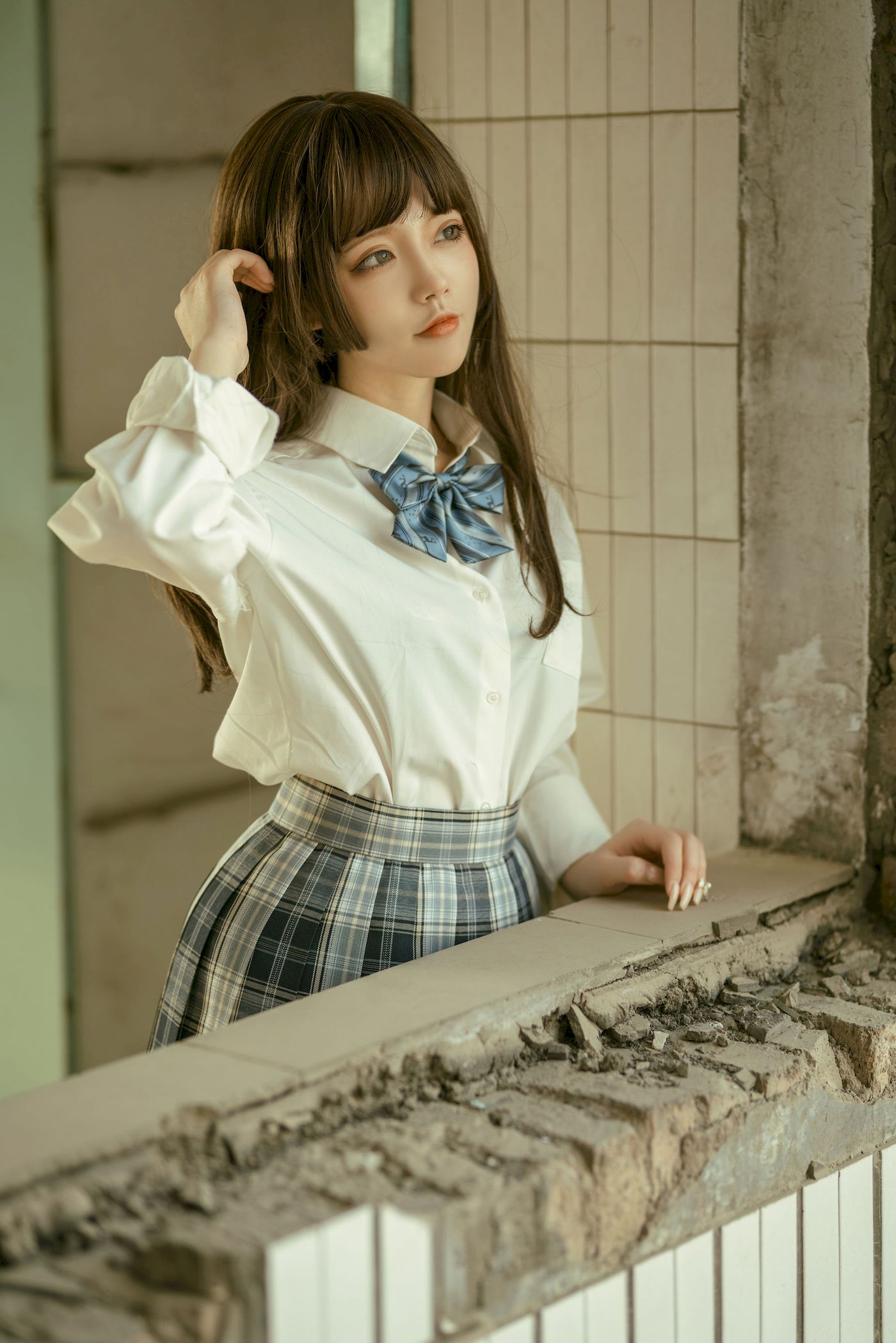 网络美女桃良阿宅白衬衫格子裙JK制服装扮私房写真-御萝部落