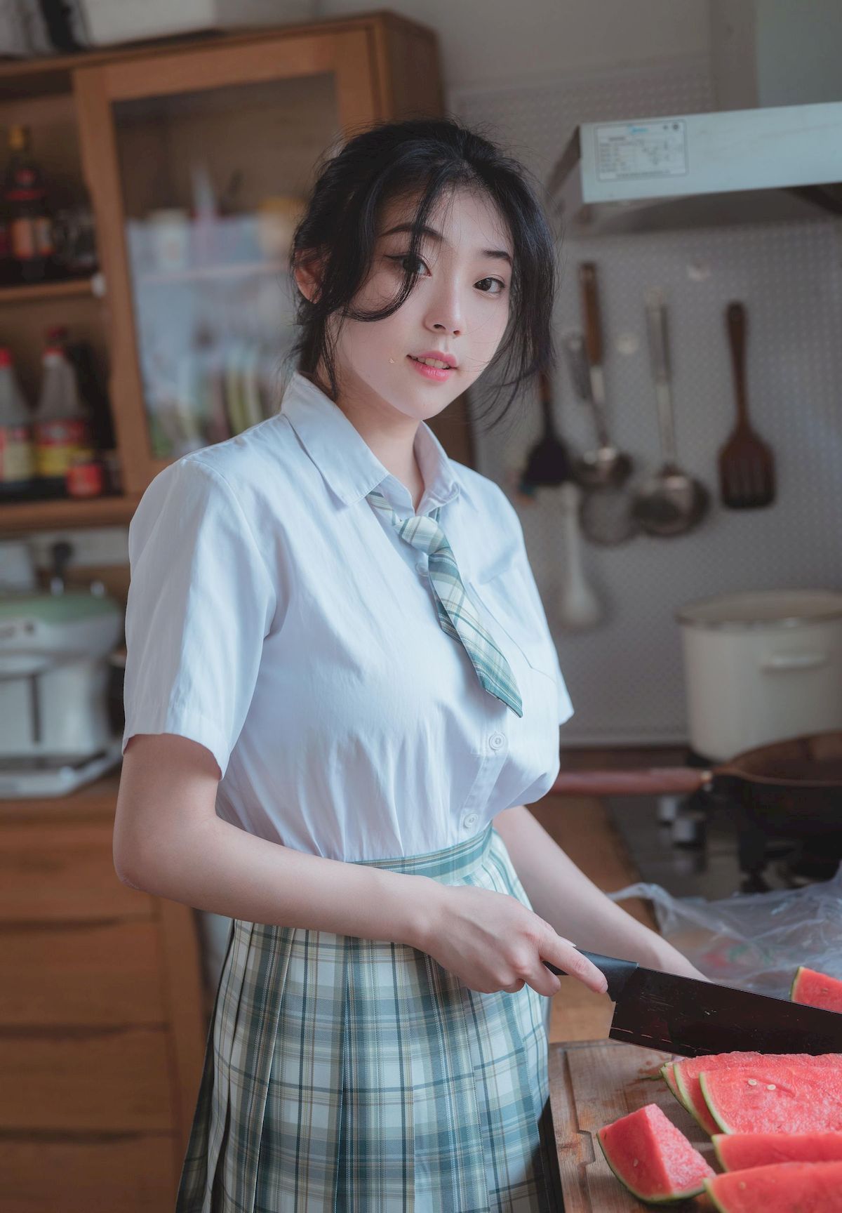 糖水日记邻家小妹JK制服搭配格子裙清纯风格写真-御萝部落