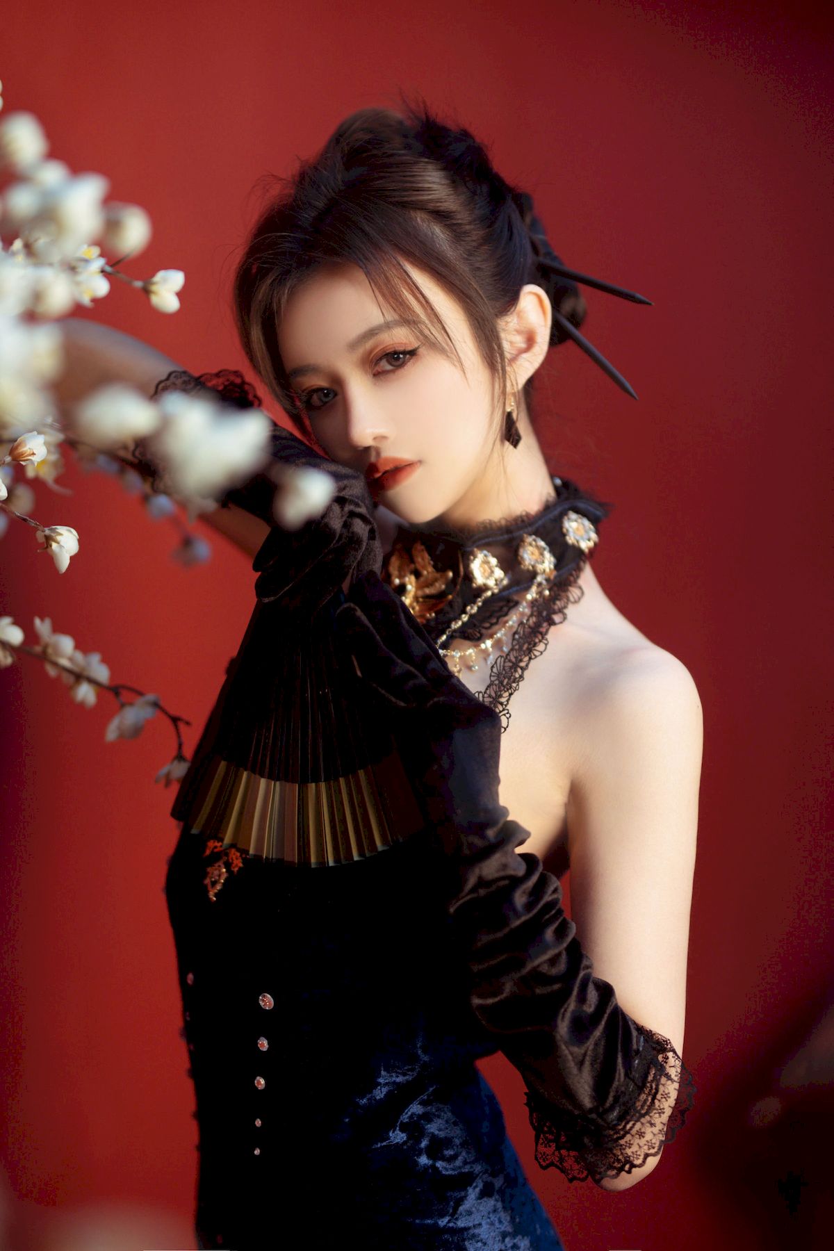 邻家正妹Shika小鹿鹿旗袍系列COS烽火经年美图-御萝部落