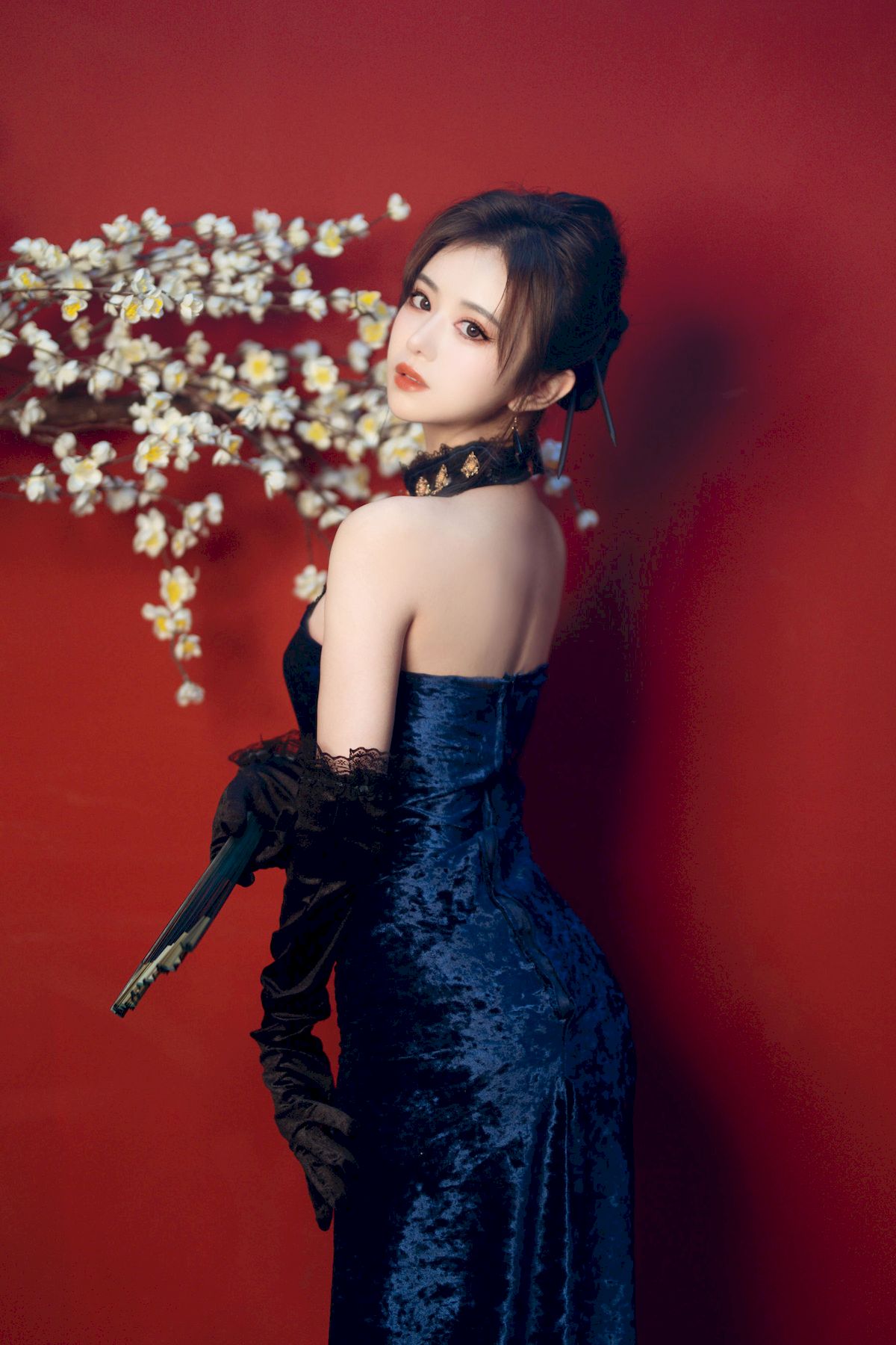 邻家正妹Shika小鹿鹿旗袍系列COS烽火经年美图-御萝部落