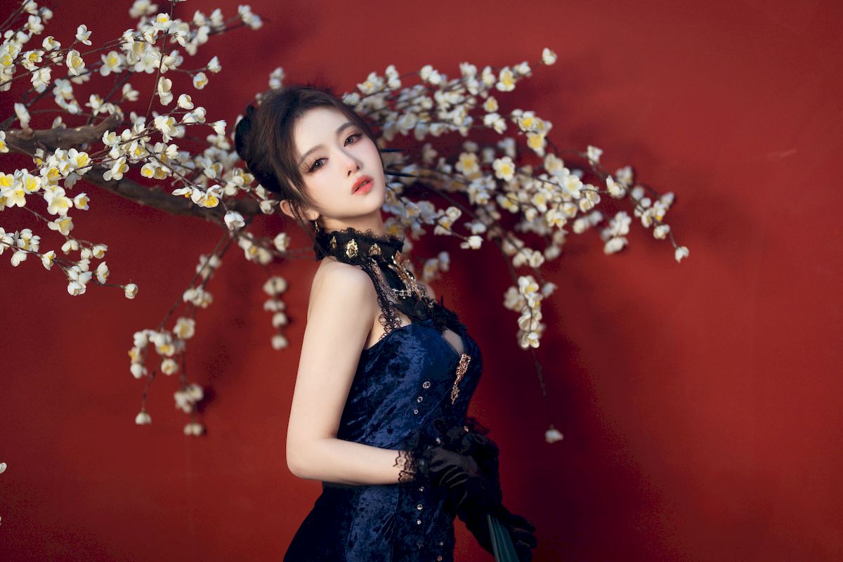 邻家正妹Shika小鹿鹿旗袍系列COS烽火经年美图-御萝部落
