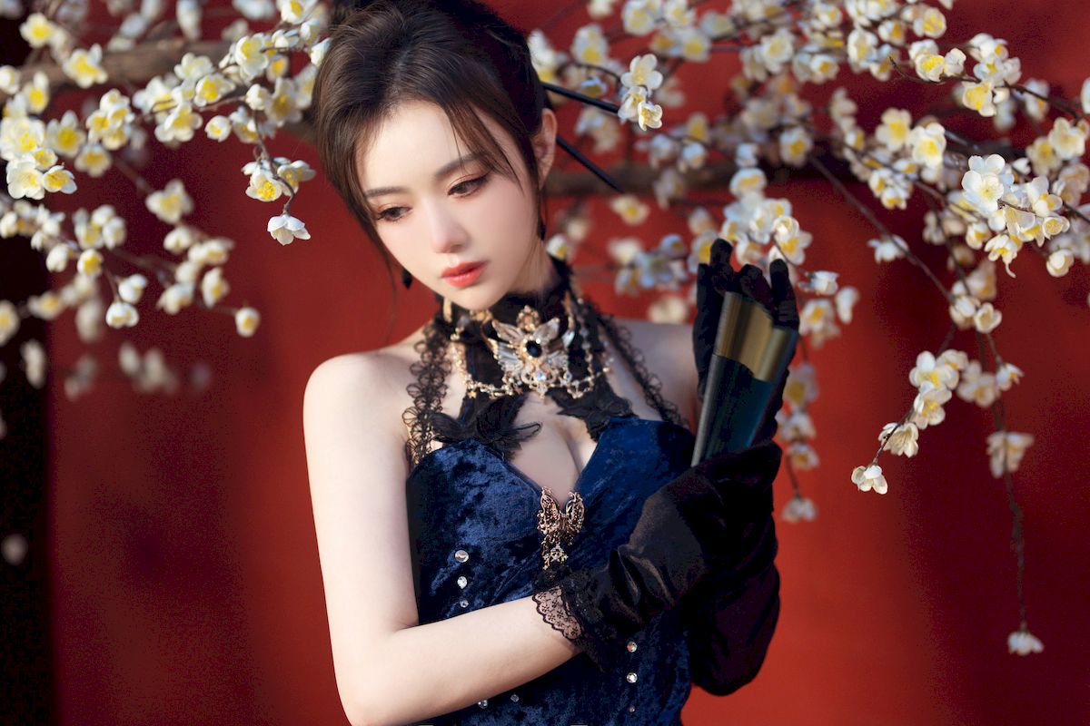邻家正妹Shika小鹿鹿旗袍系列COS烽火经年美图-御萝部落