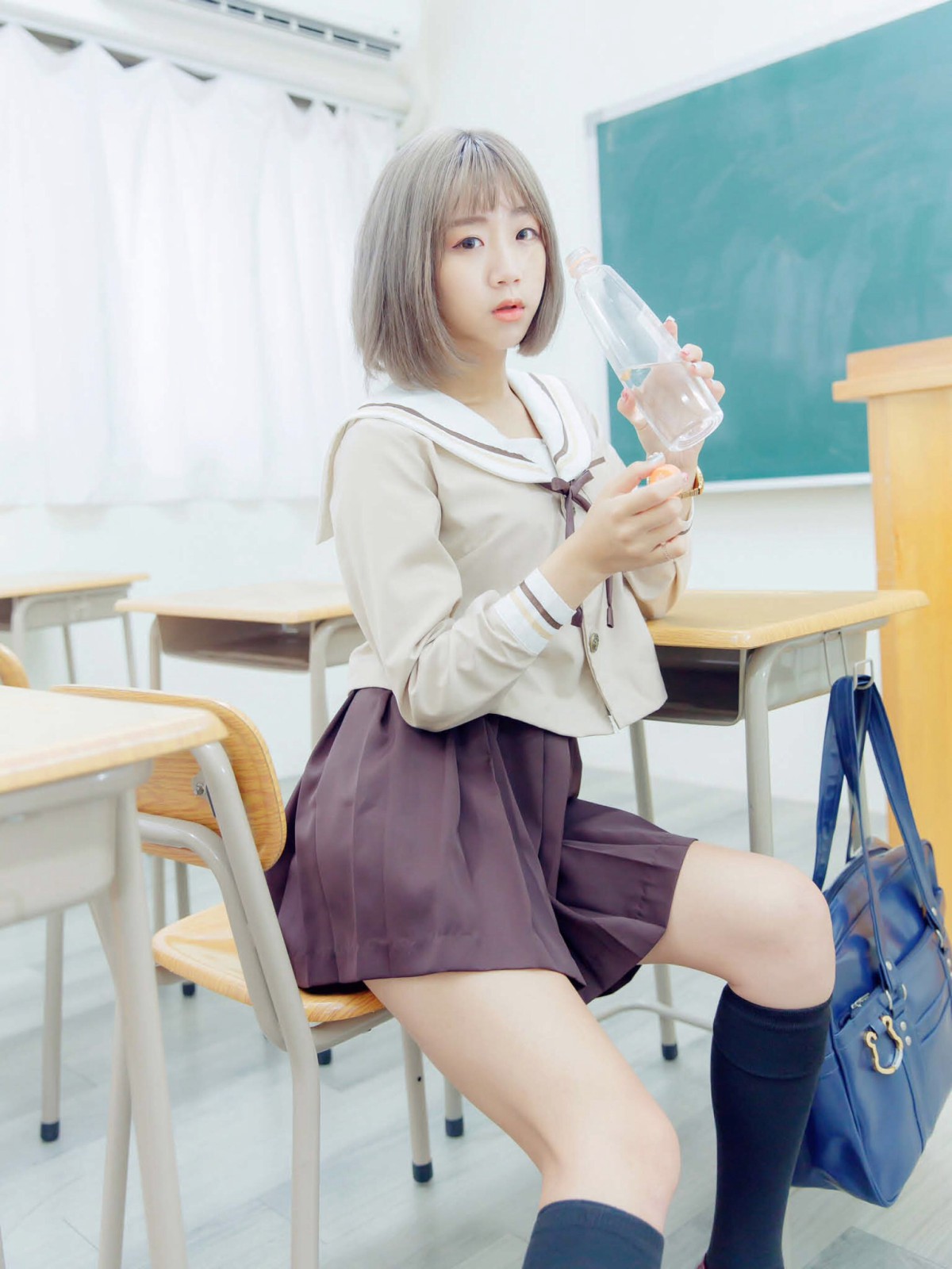 [JUICY]多汁女孩阮靖貽 水手服挑逗可爱单纯学生 – COSPLAY